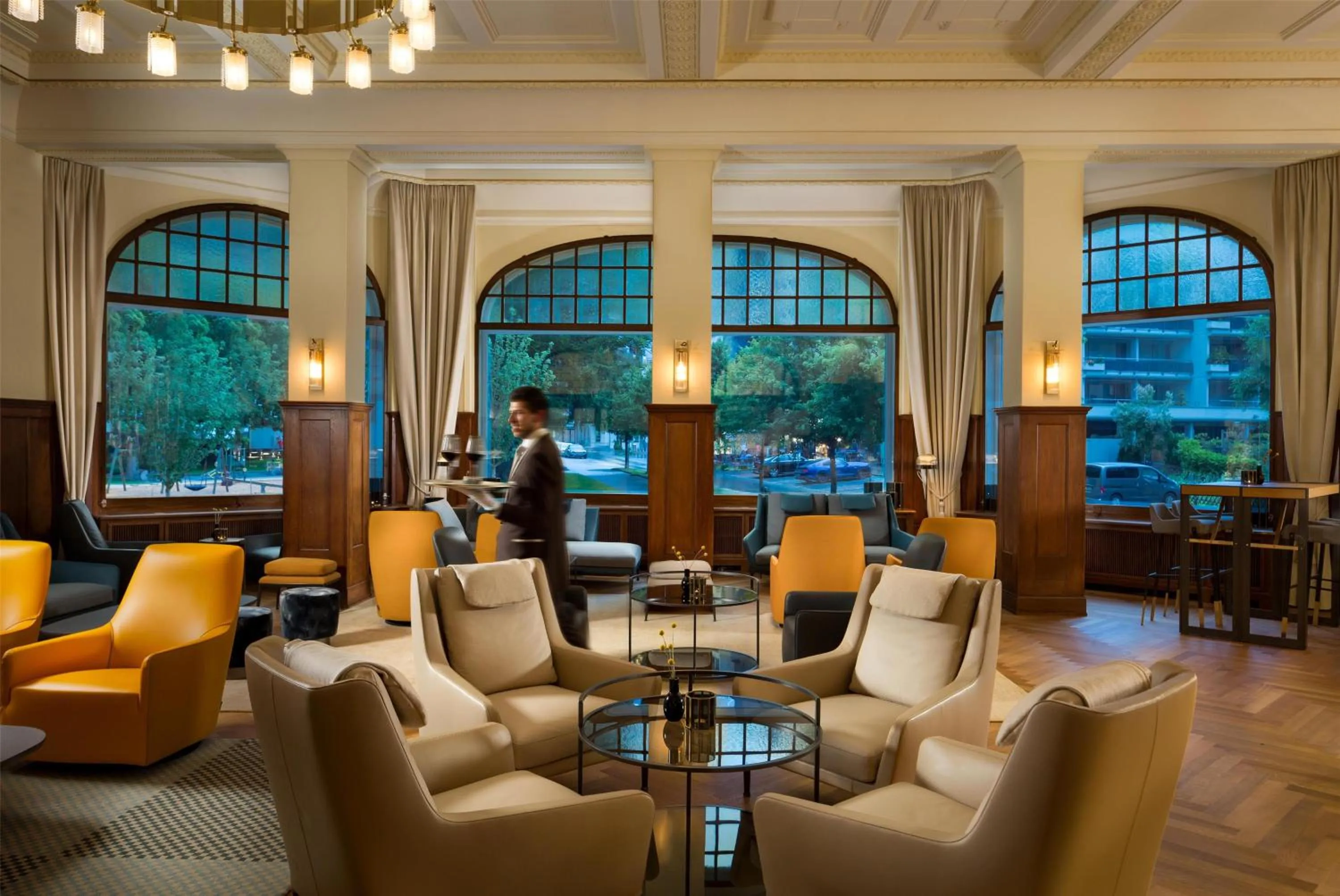 Lounge or bar in Kempinski Palace Engelberg