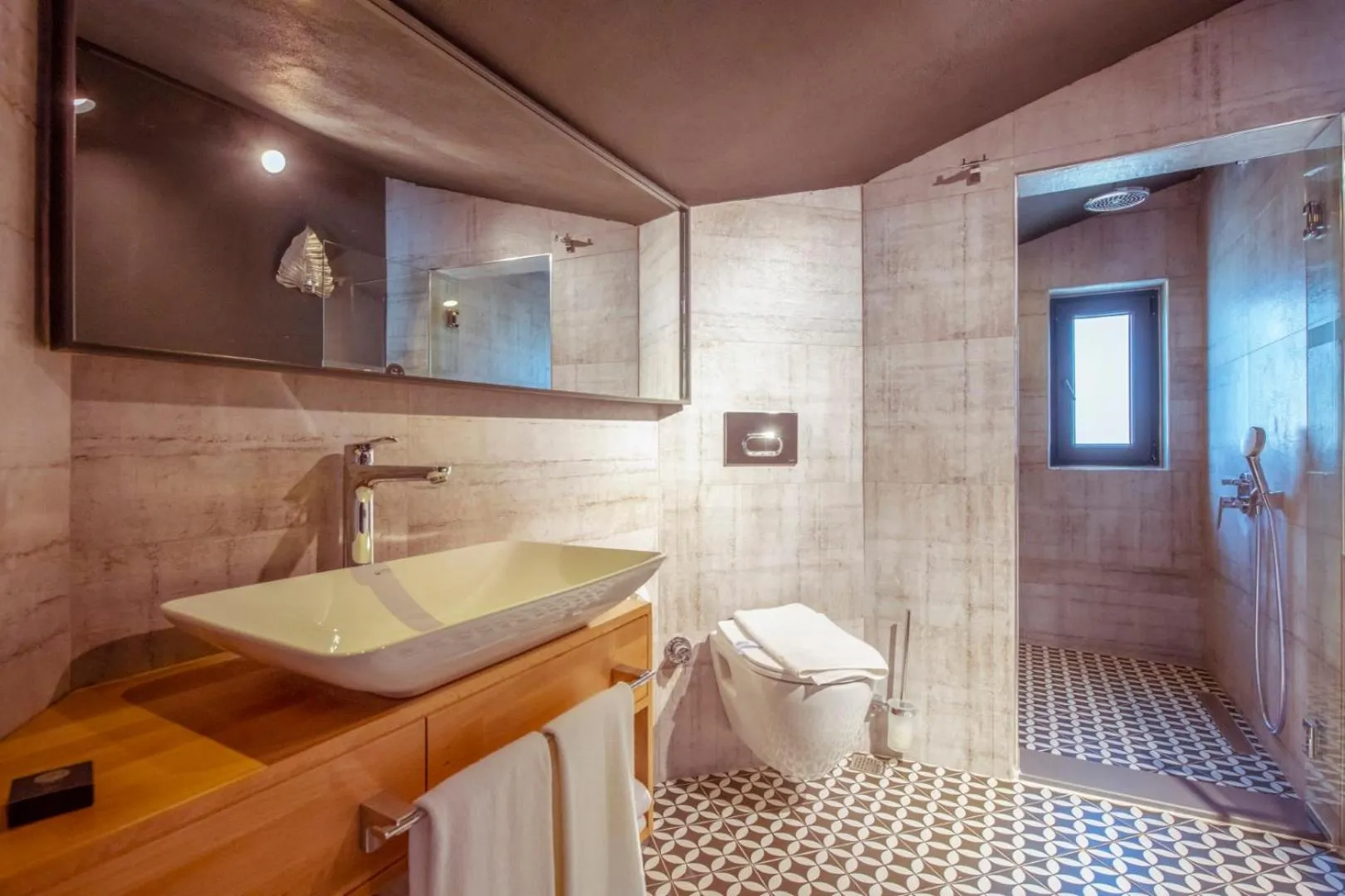 Bathroom in S3 King Residence