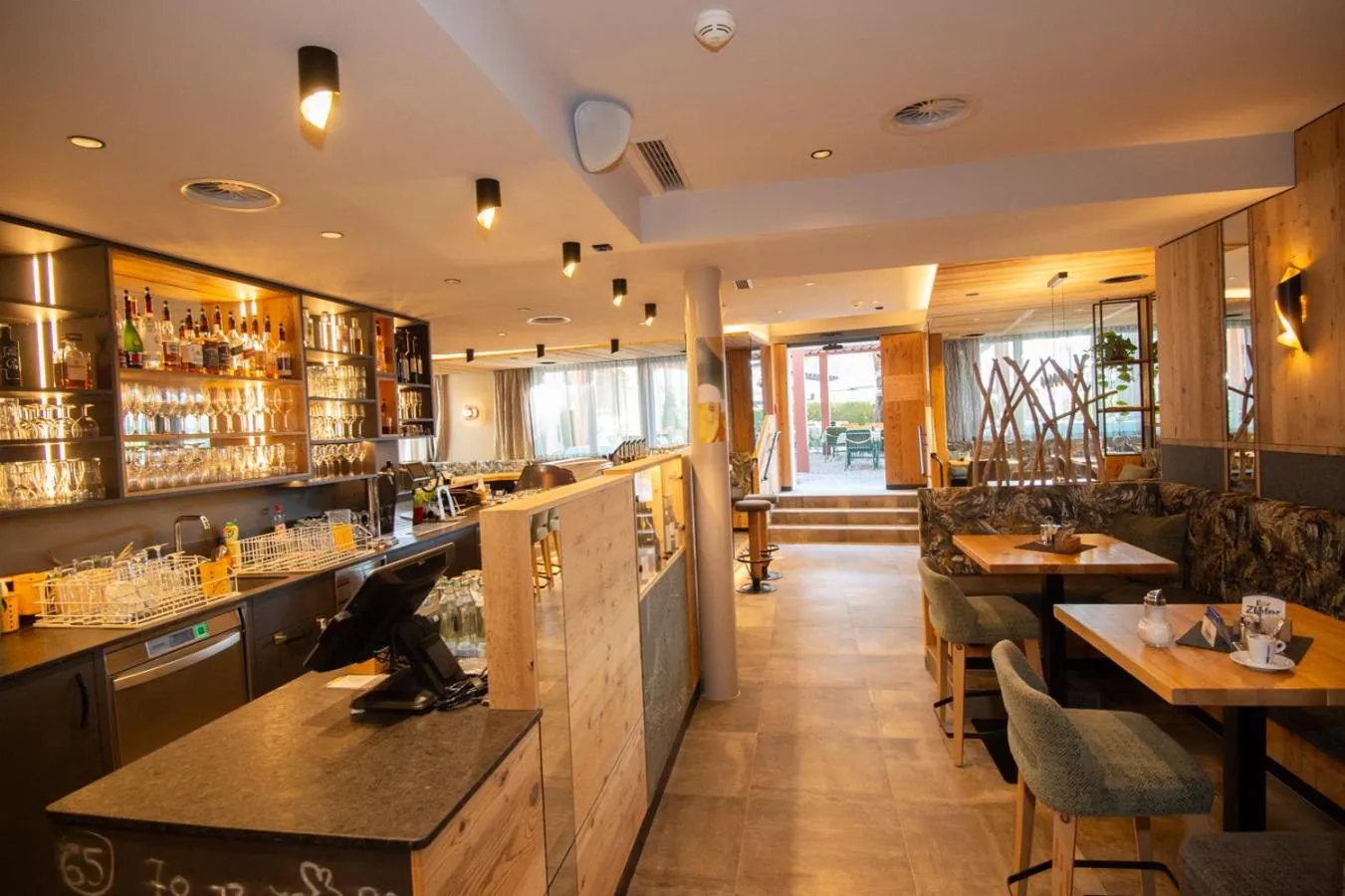 Restaurant/places to eat in Dollinger