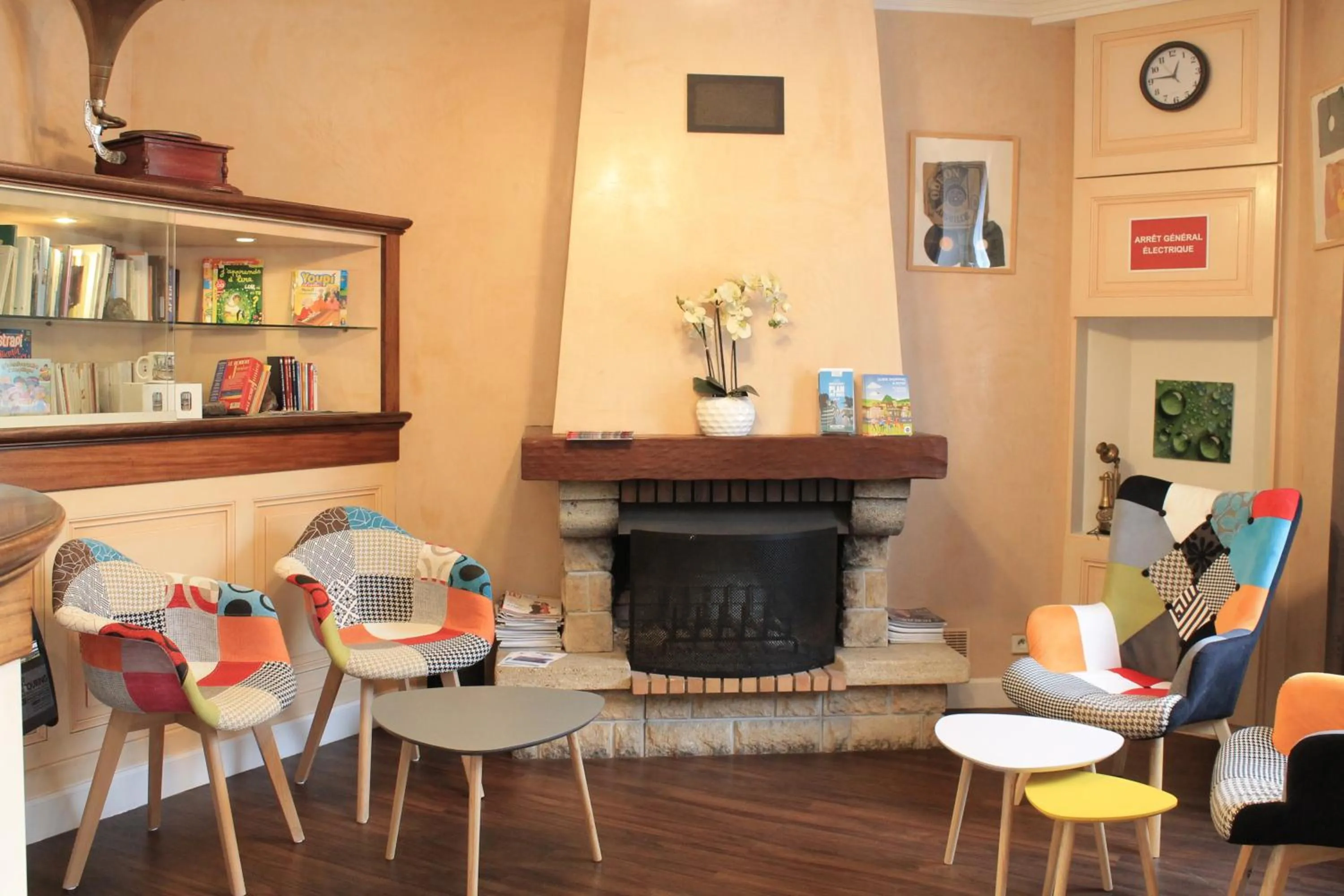 Lobby or reception in Le Chatel