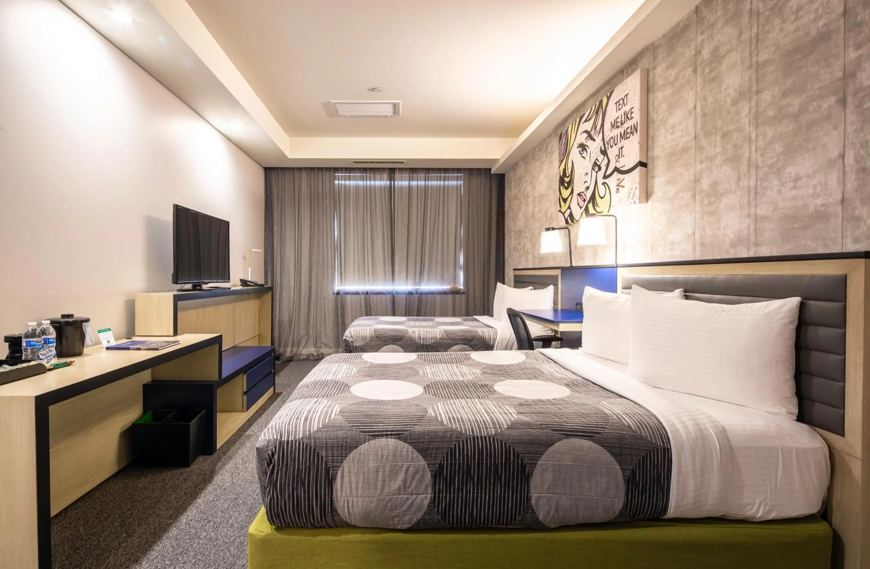 Bed in Leon Hotel LES