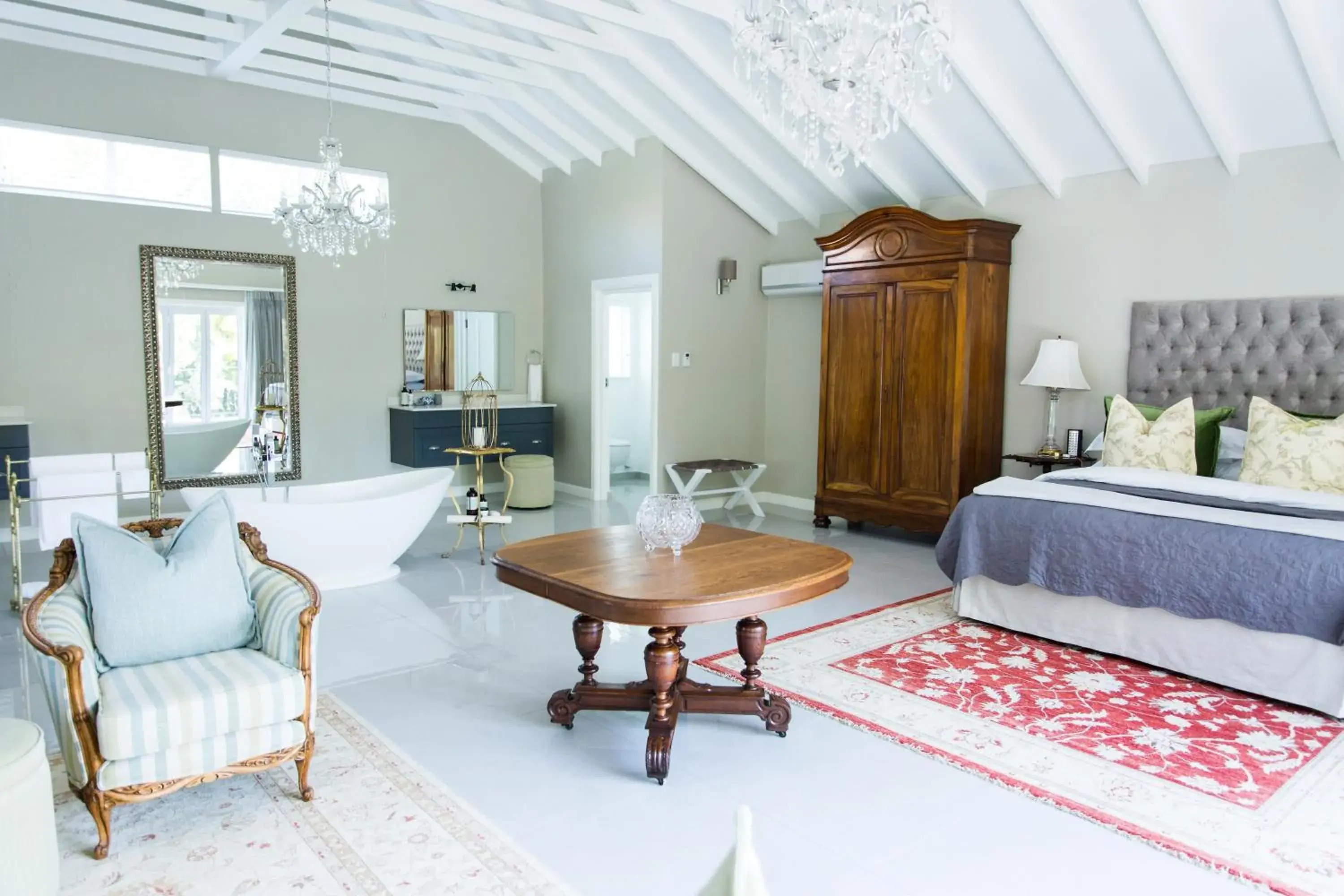 Honeymoon Suite in Burkleigh House Honeymoon Suite in Burkleigh House