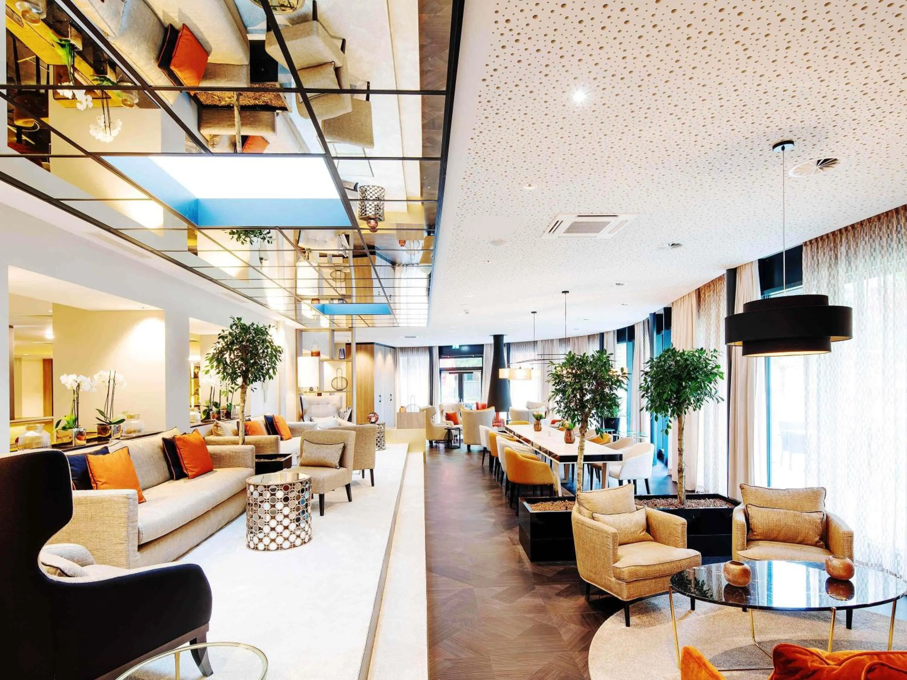 Lounge or bar in Grand Hotel Bregenz - MGallery Collection