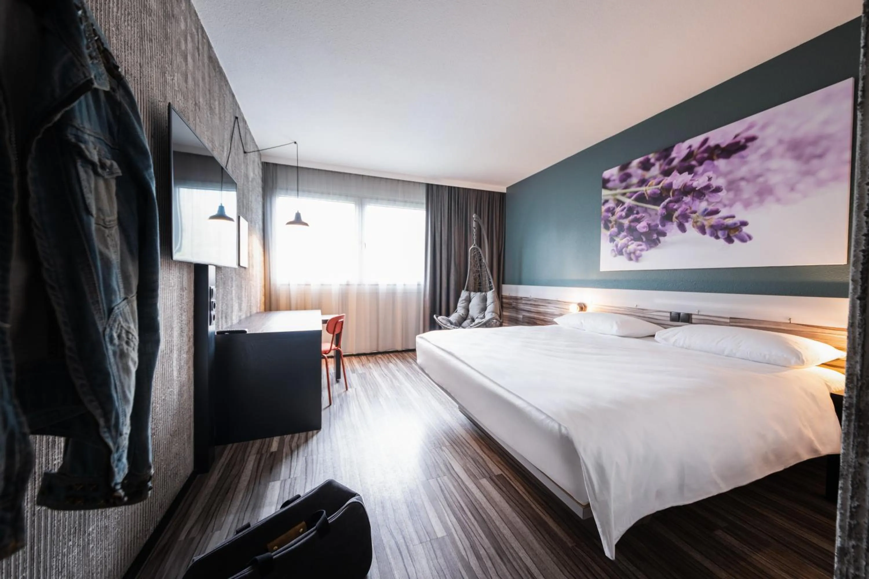 Photo of the whole room, Bed in Ibis Styles Linz