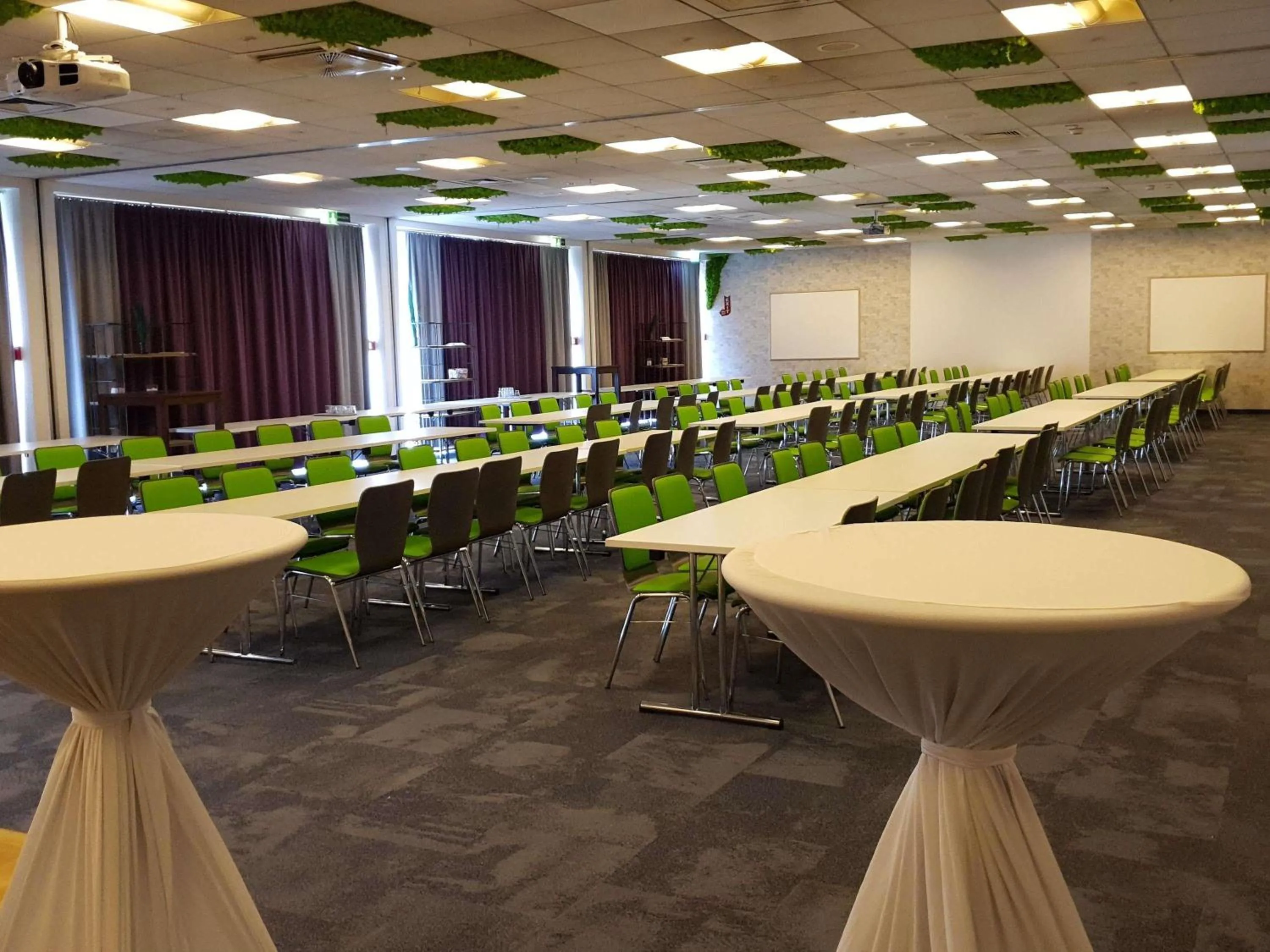 Meeting/conference room in Ibis Styles Linz