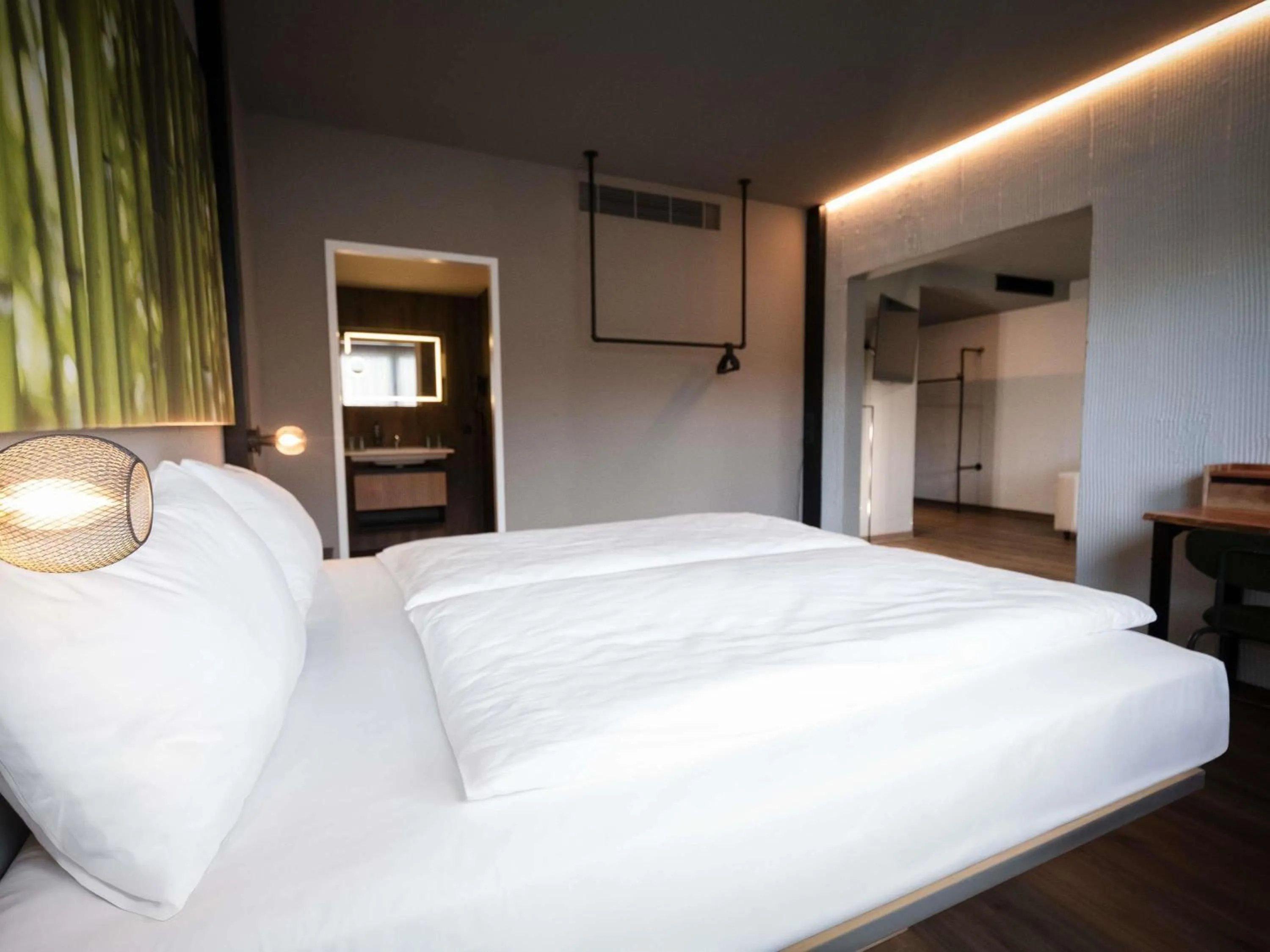 Bedroom, Bed in Ibis Styles Linz