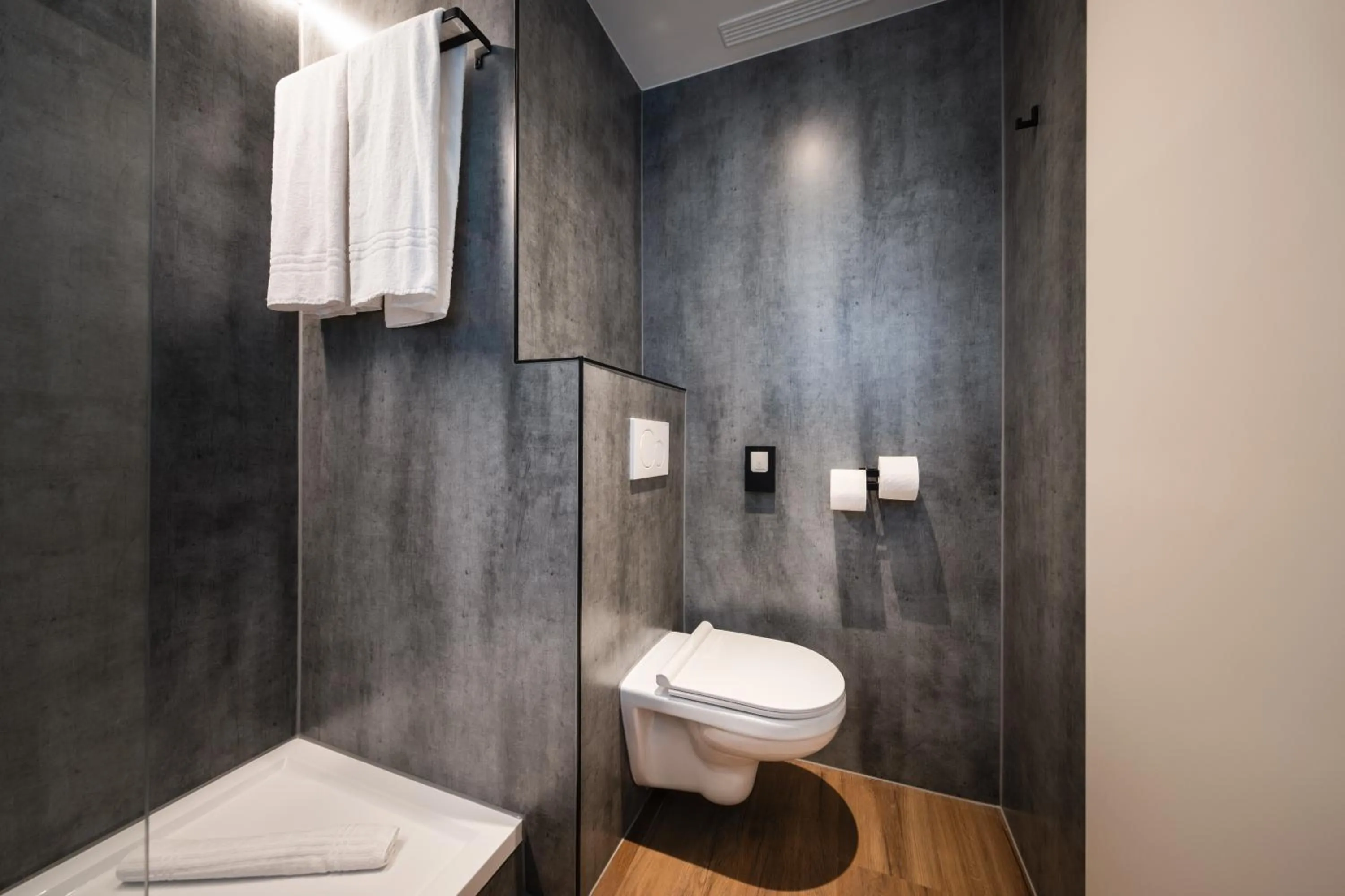 Bathroom in Ibis Styles Linz