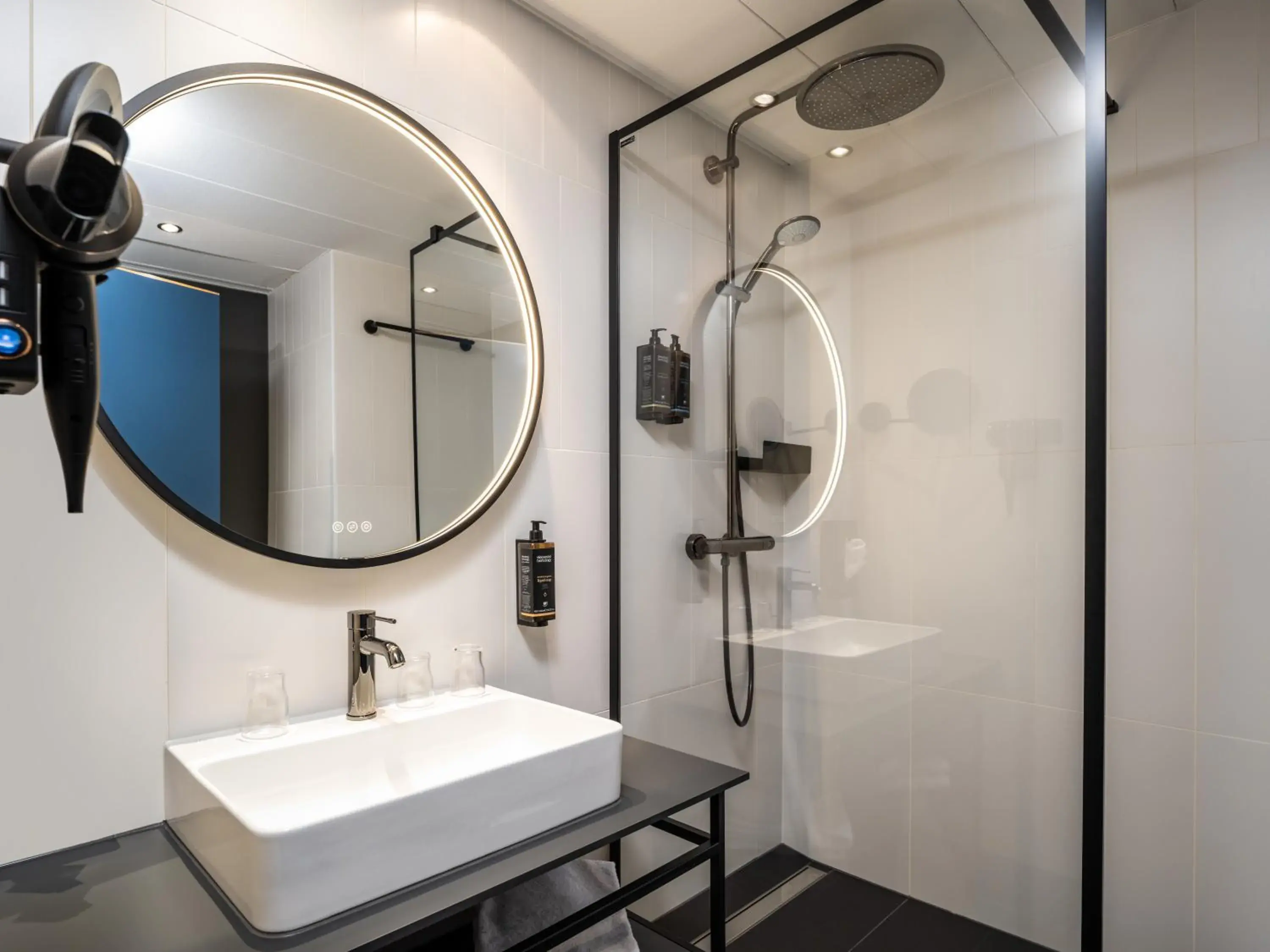 Standard Double Room in Hotel Mercure Wien City Standard Double Room in Hotel Mercure Wien City