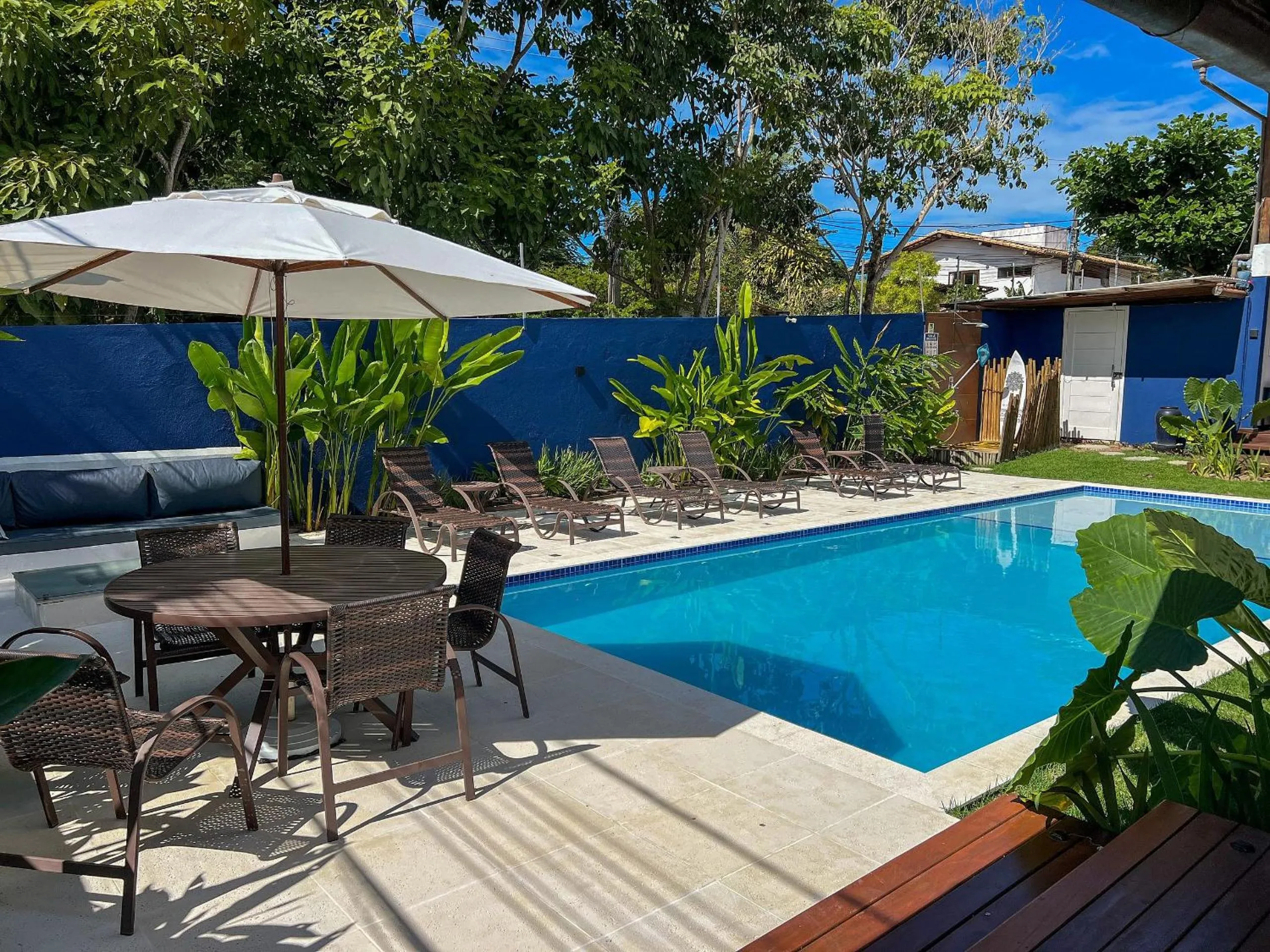 Pool view in Pousada Brisa
