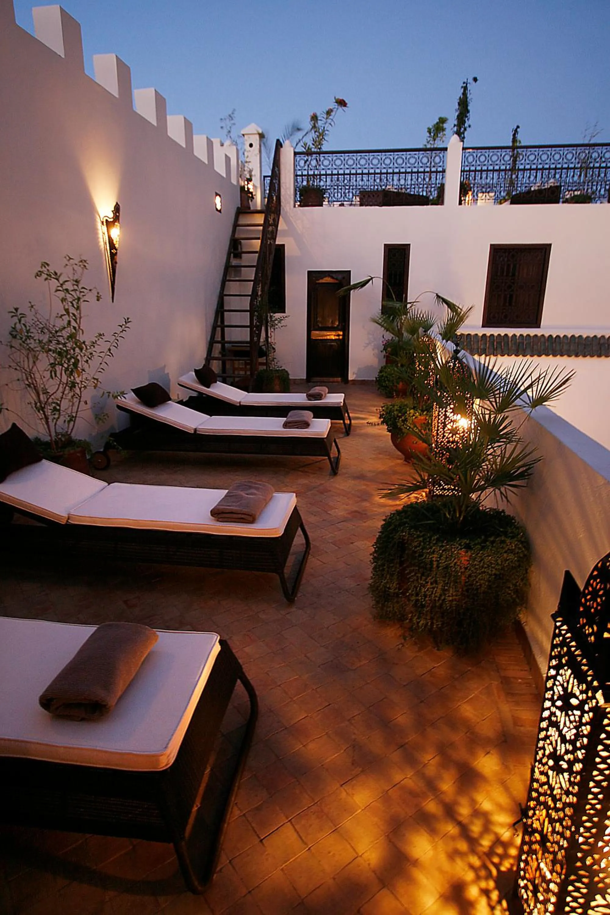 Property building in Riad Assakina