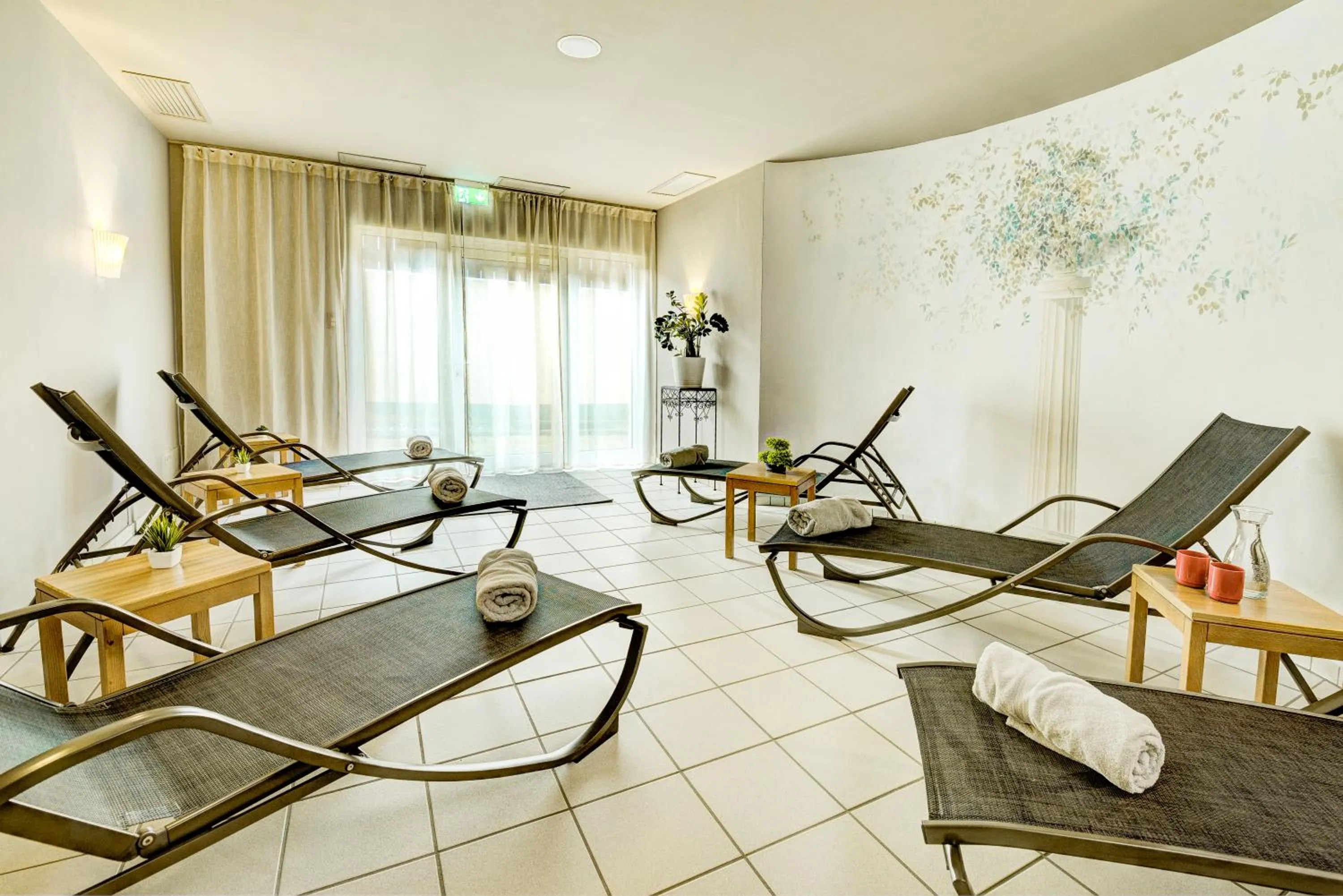 Swimming pool in Hotel Unterhof