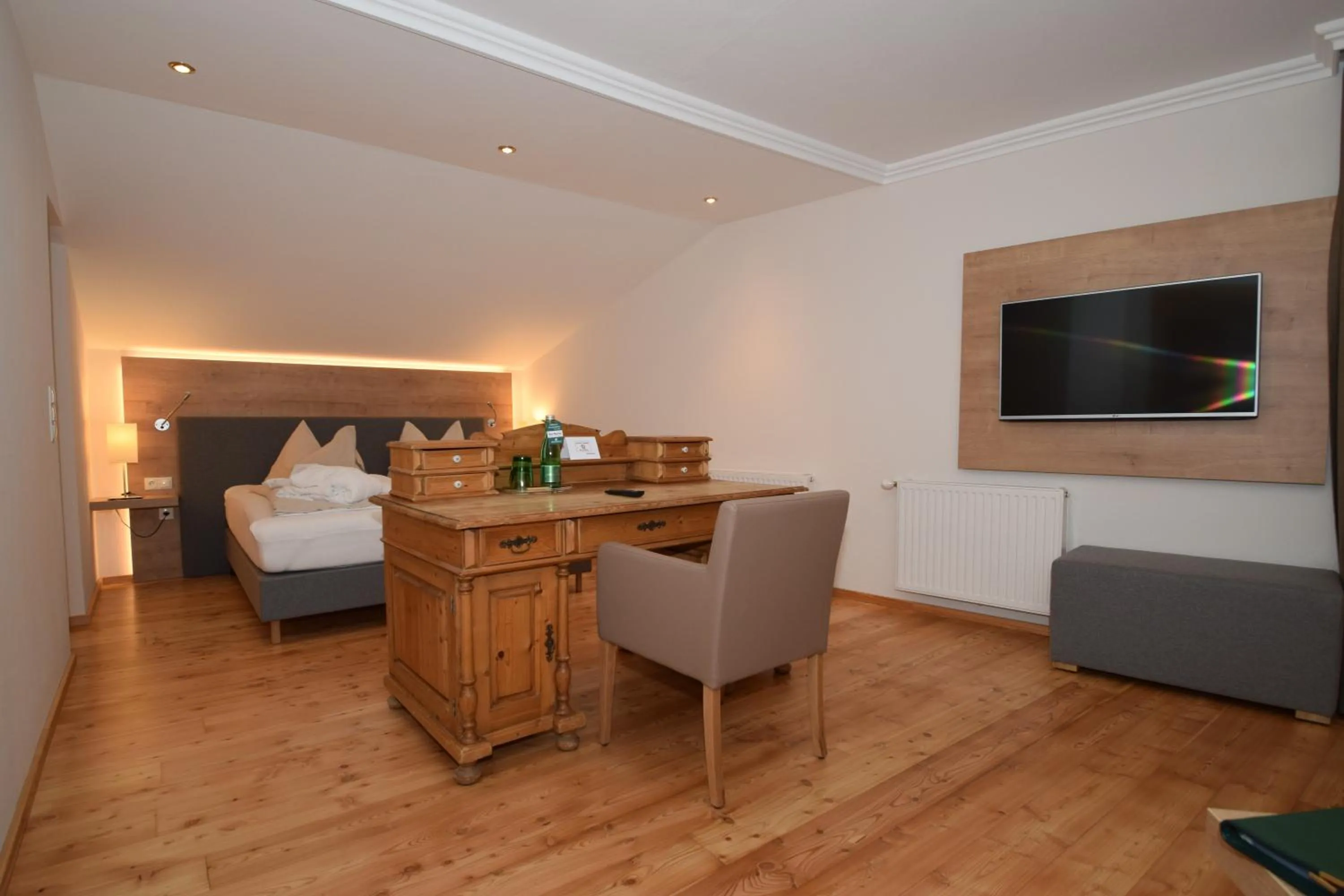 Bed in Hotel Unterhof