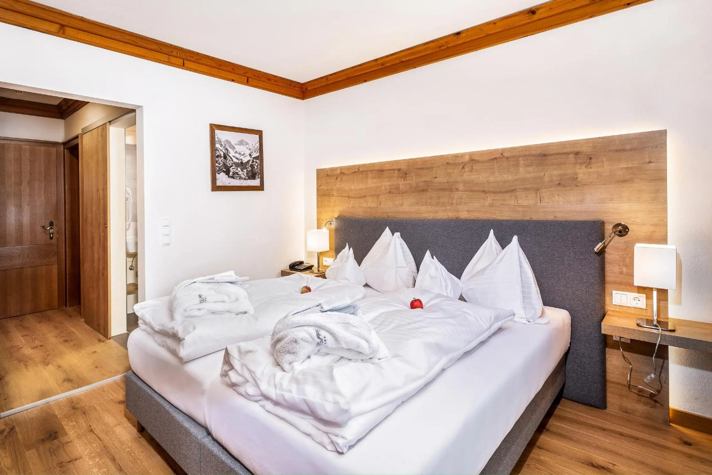 Photo of the whole room, Bed in Hotel Unterhof