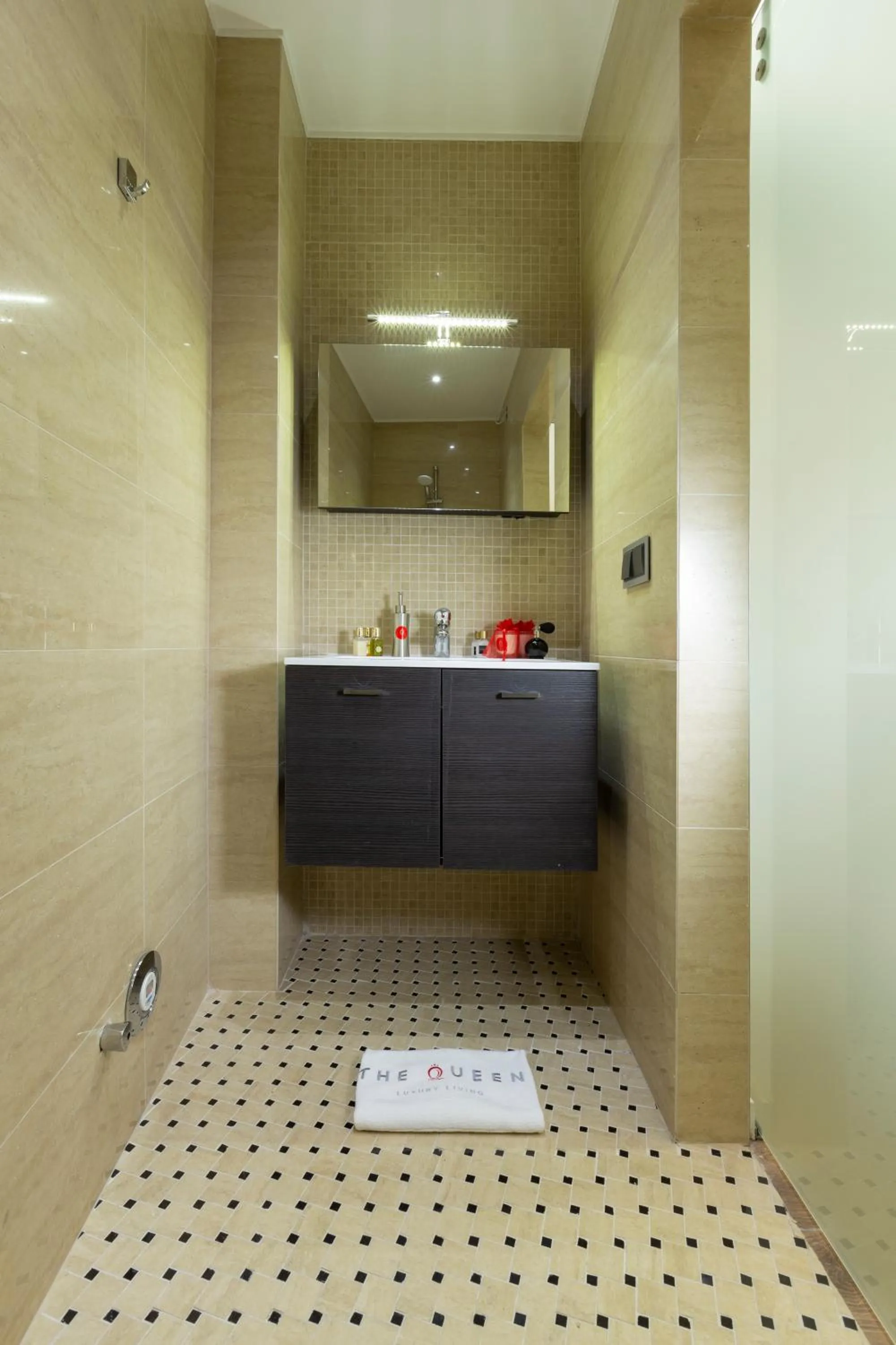Bathroom in The Queen Luxury Apartments - Villa Carlotta