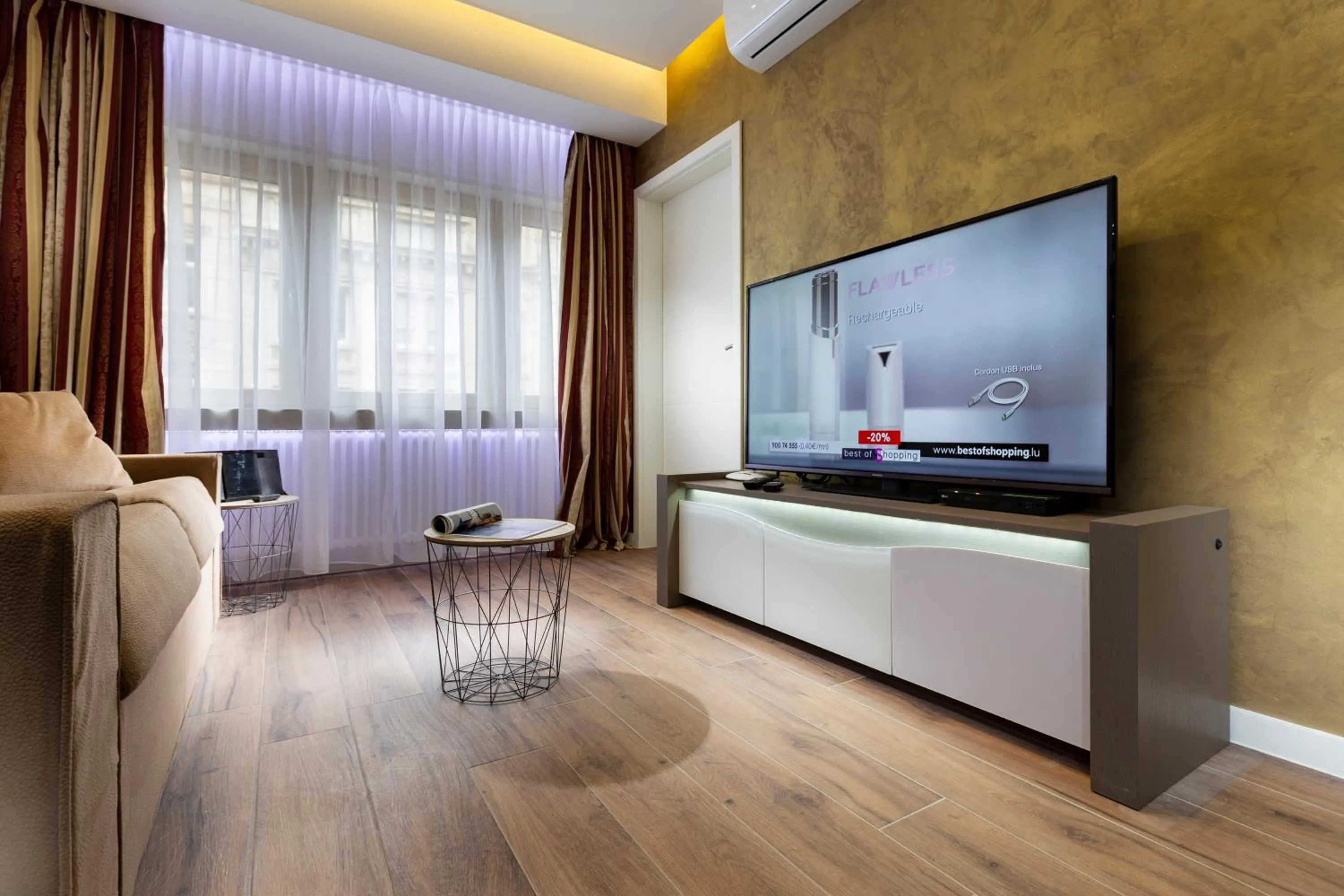 Living room in The Queen Luxury Apartments - Villa Carlotta