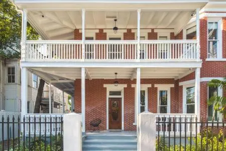 Yellow Room at Grand Maloney