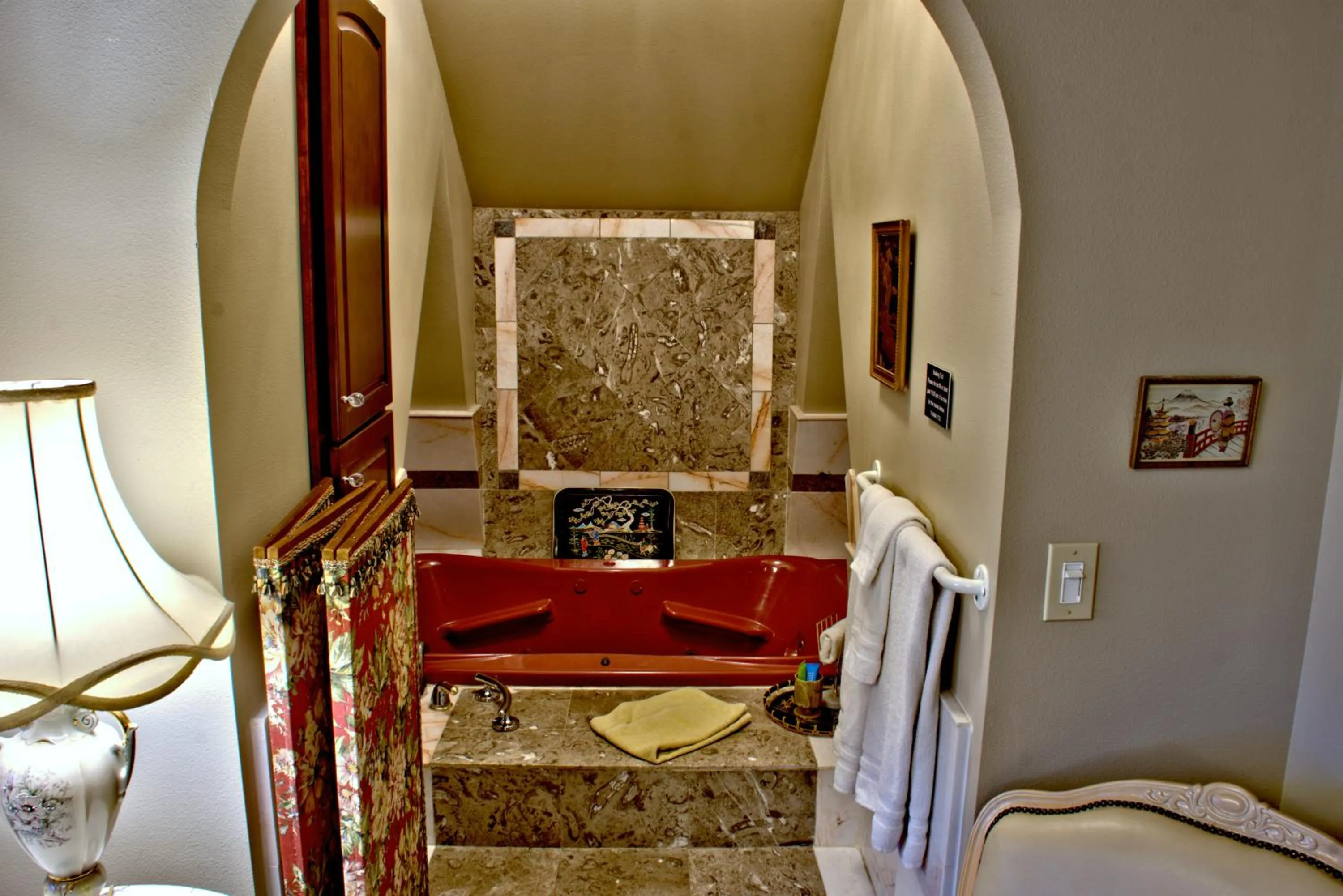 Bath, Bed in Big Yellow Inn