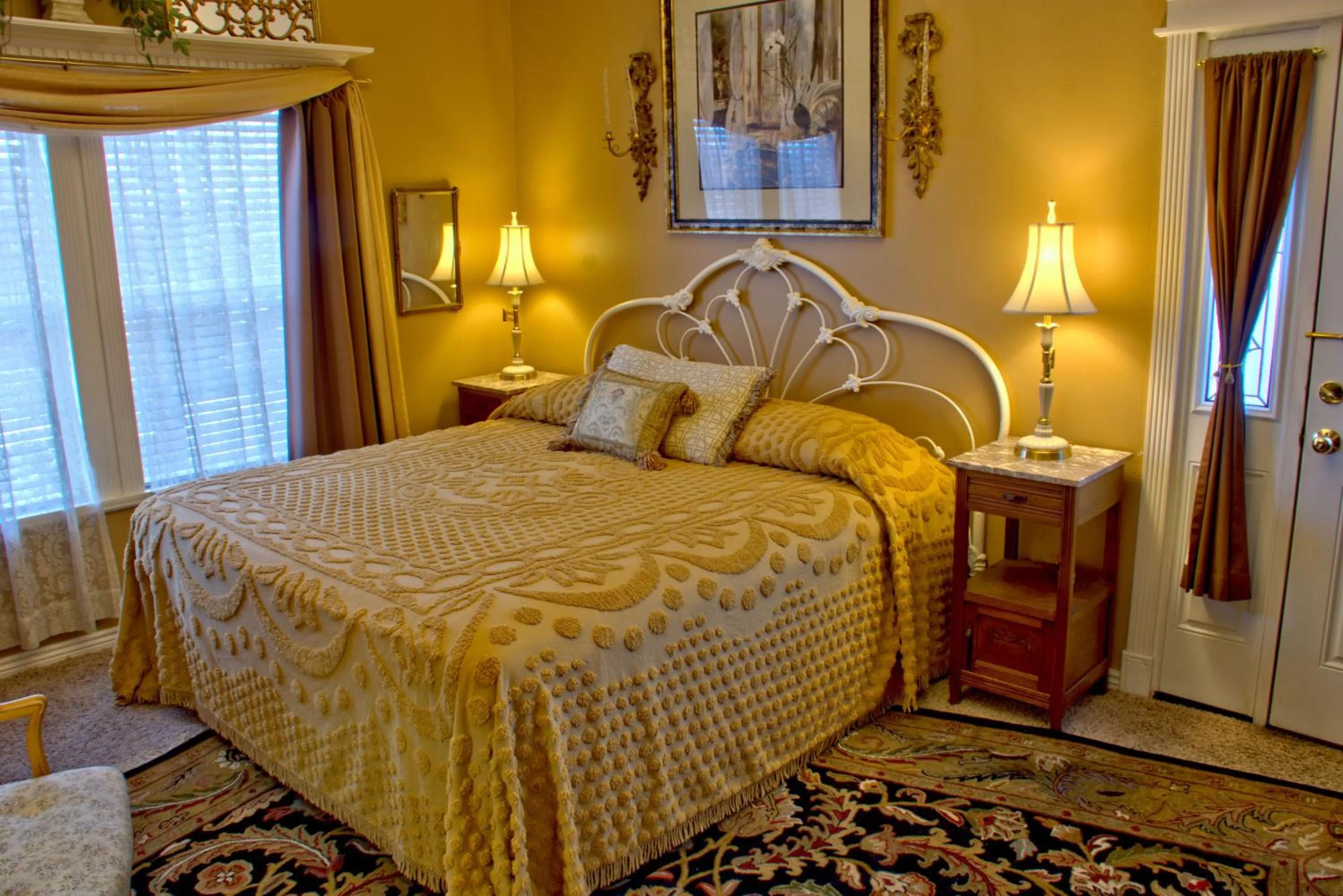 Bed in Big Yellow Inn