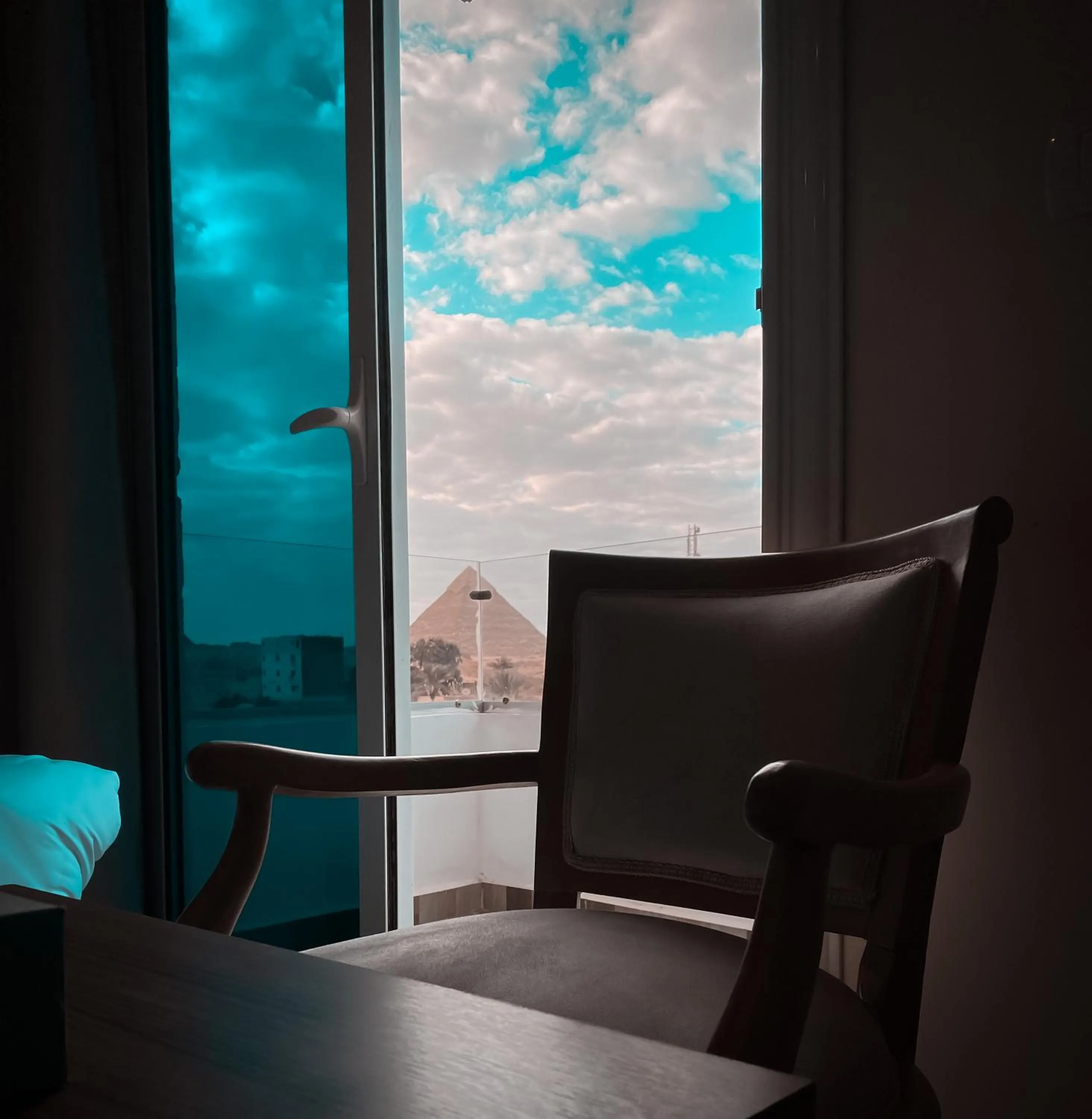 Nine Pyramids View Hotel