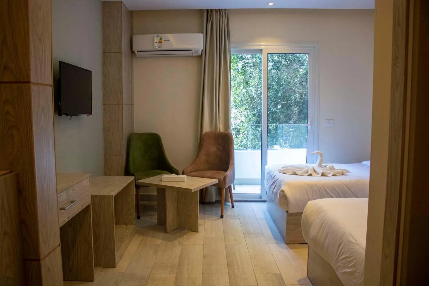 Bed in Nine Pyramids View Hotel