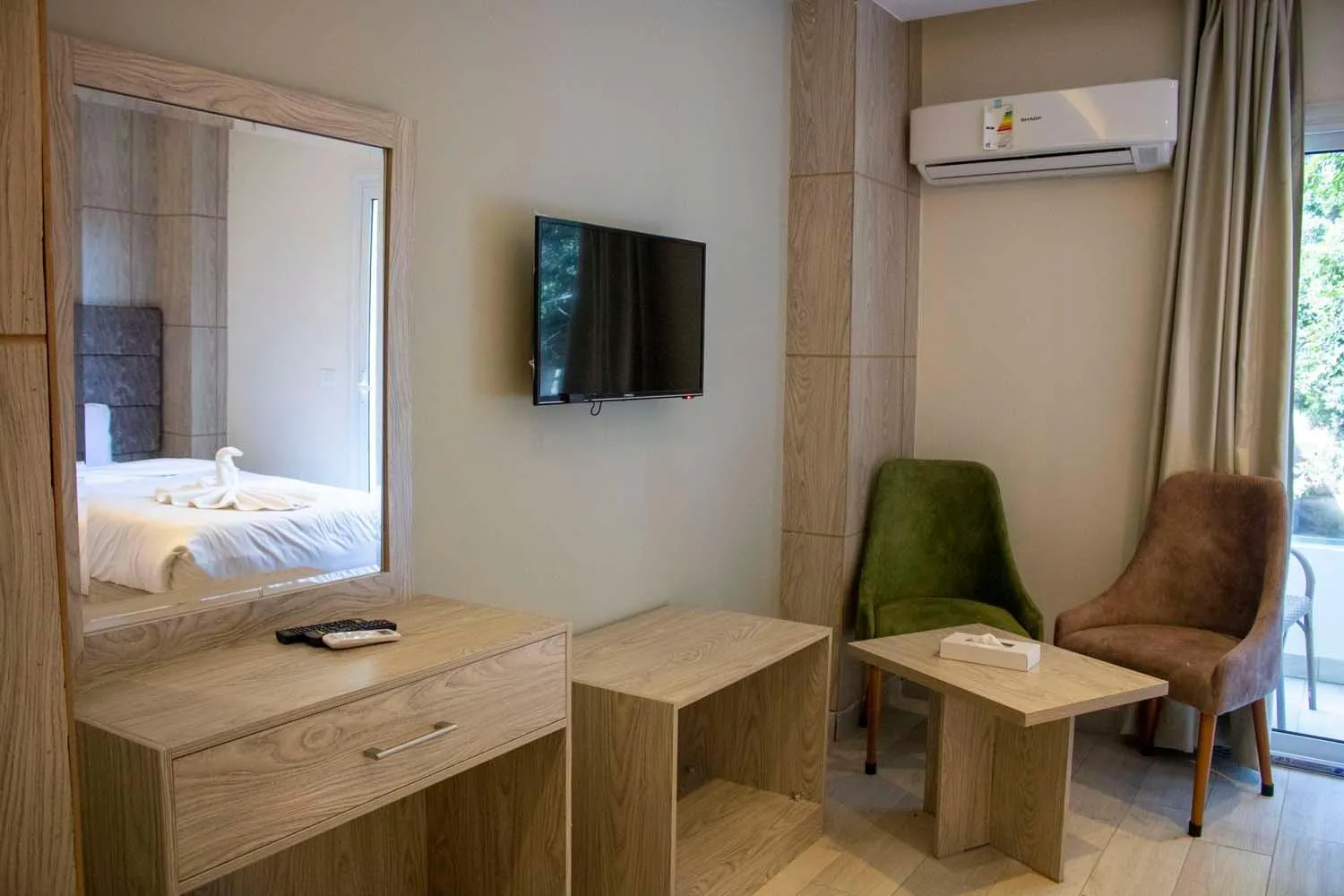 Bed in Nine Pyramids View Hotel