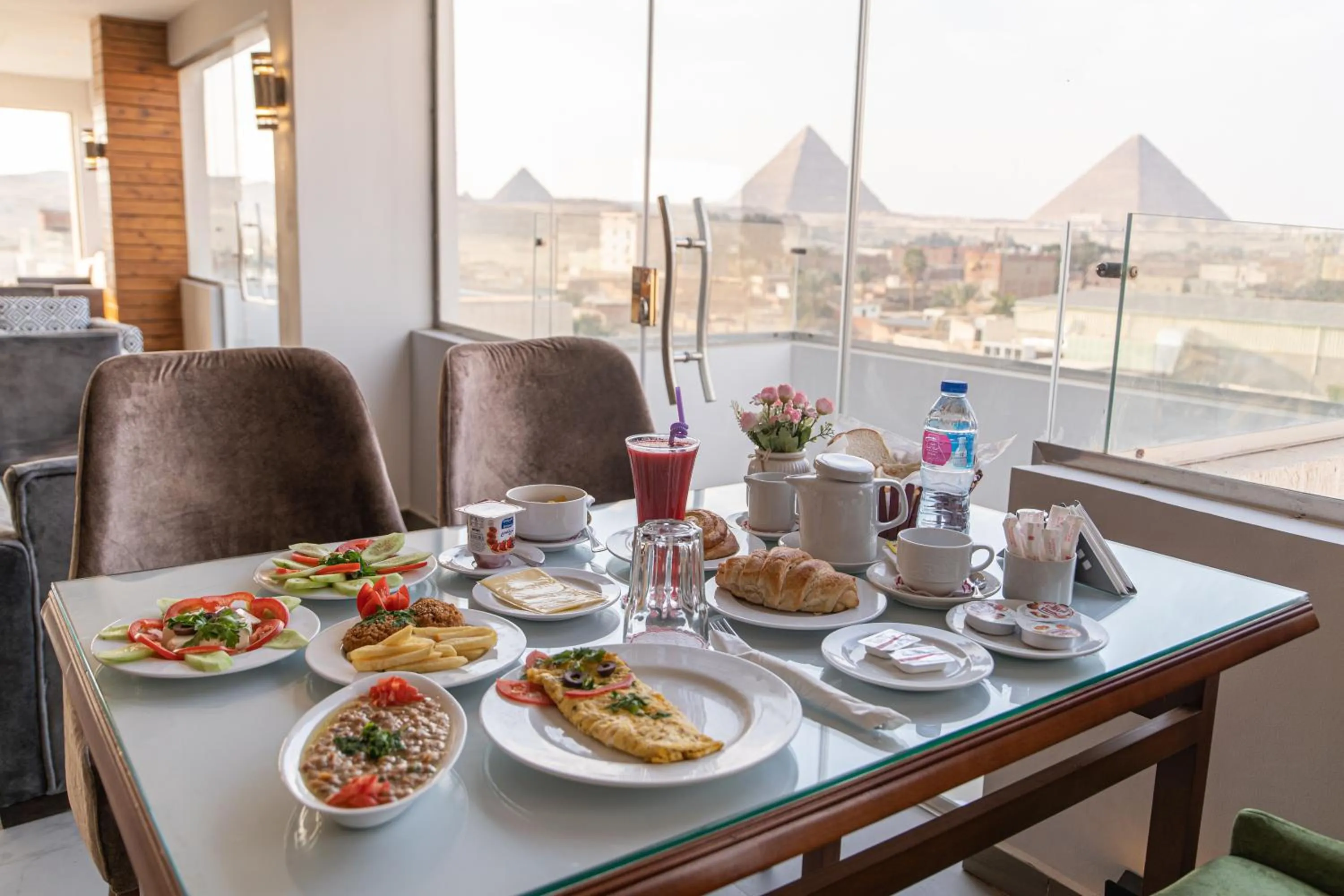 Breakfast in Nine Pyramids View Hotel