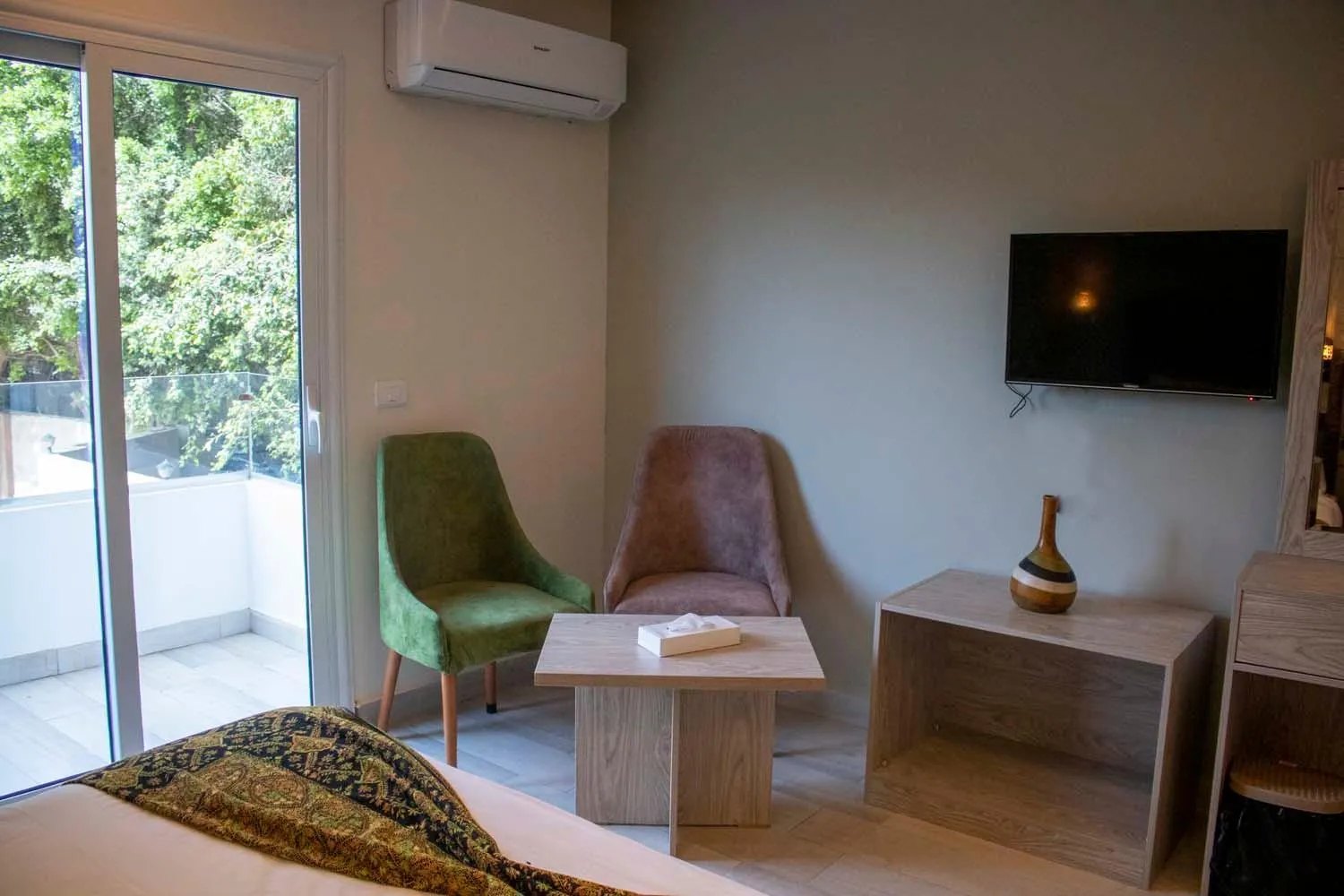 Nine Pyramids View Hotel