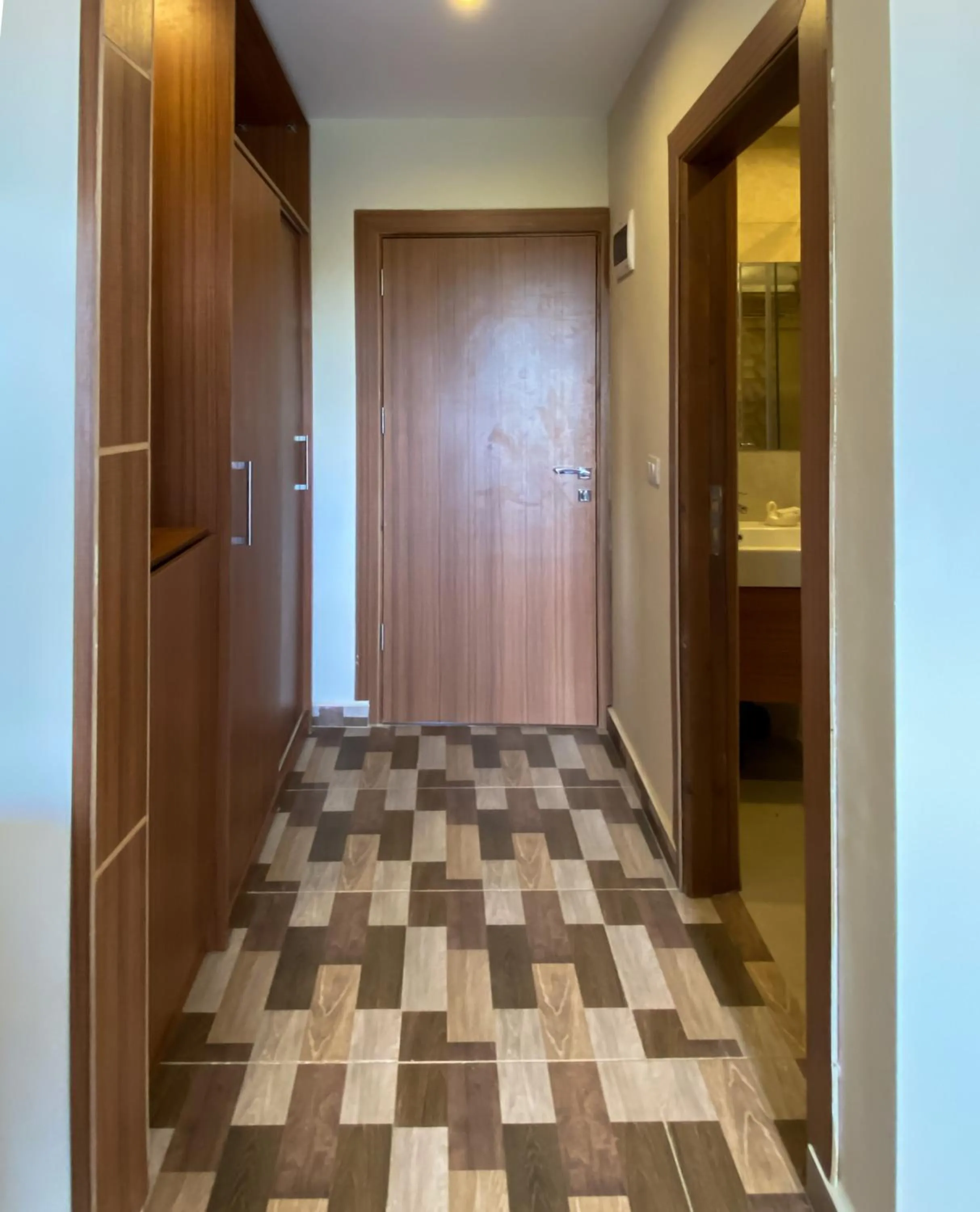 Nine Pyramids View Hotel