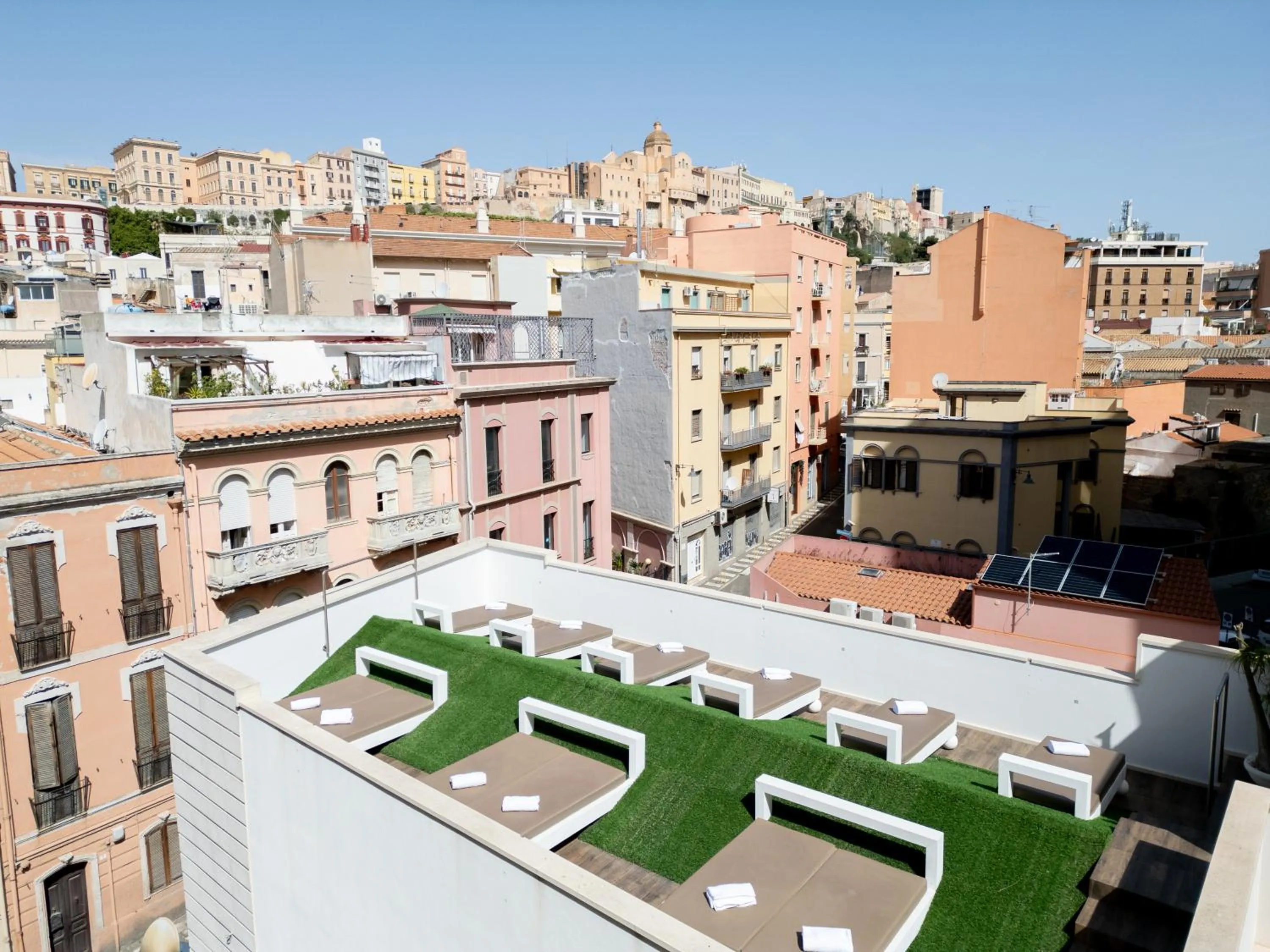 Solarium in Neko Boutique Hotel