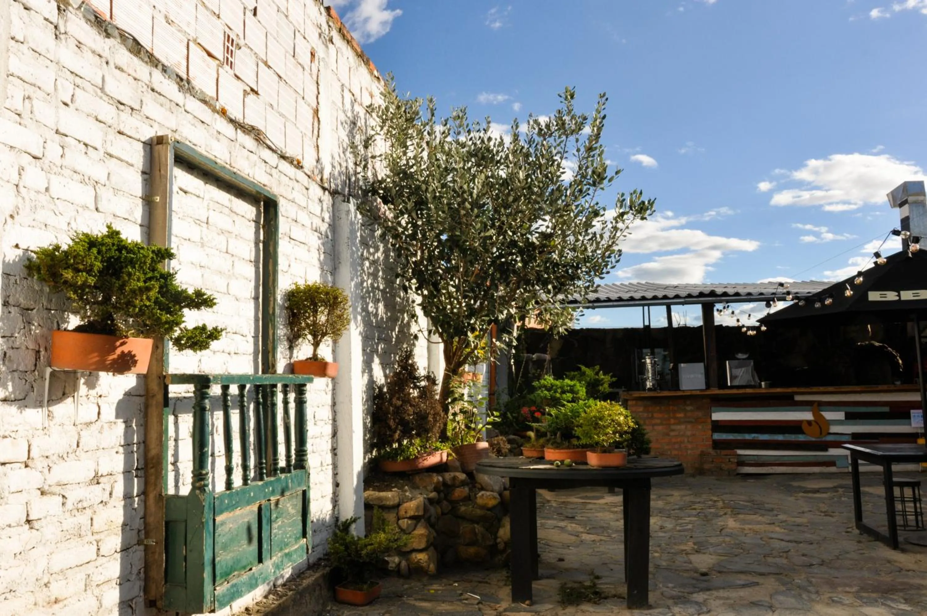 Patio in Laureles de la Villa