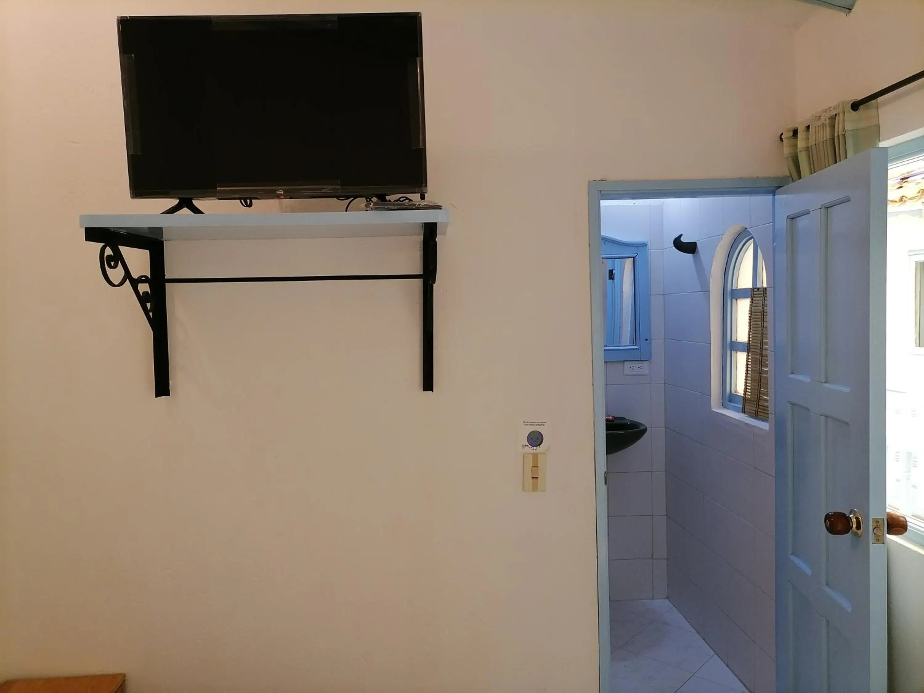 Bathroom in Laureles de la Villa