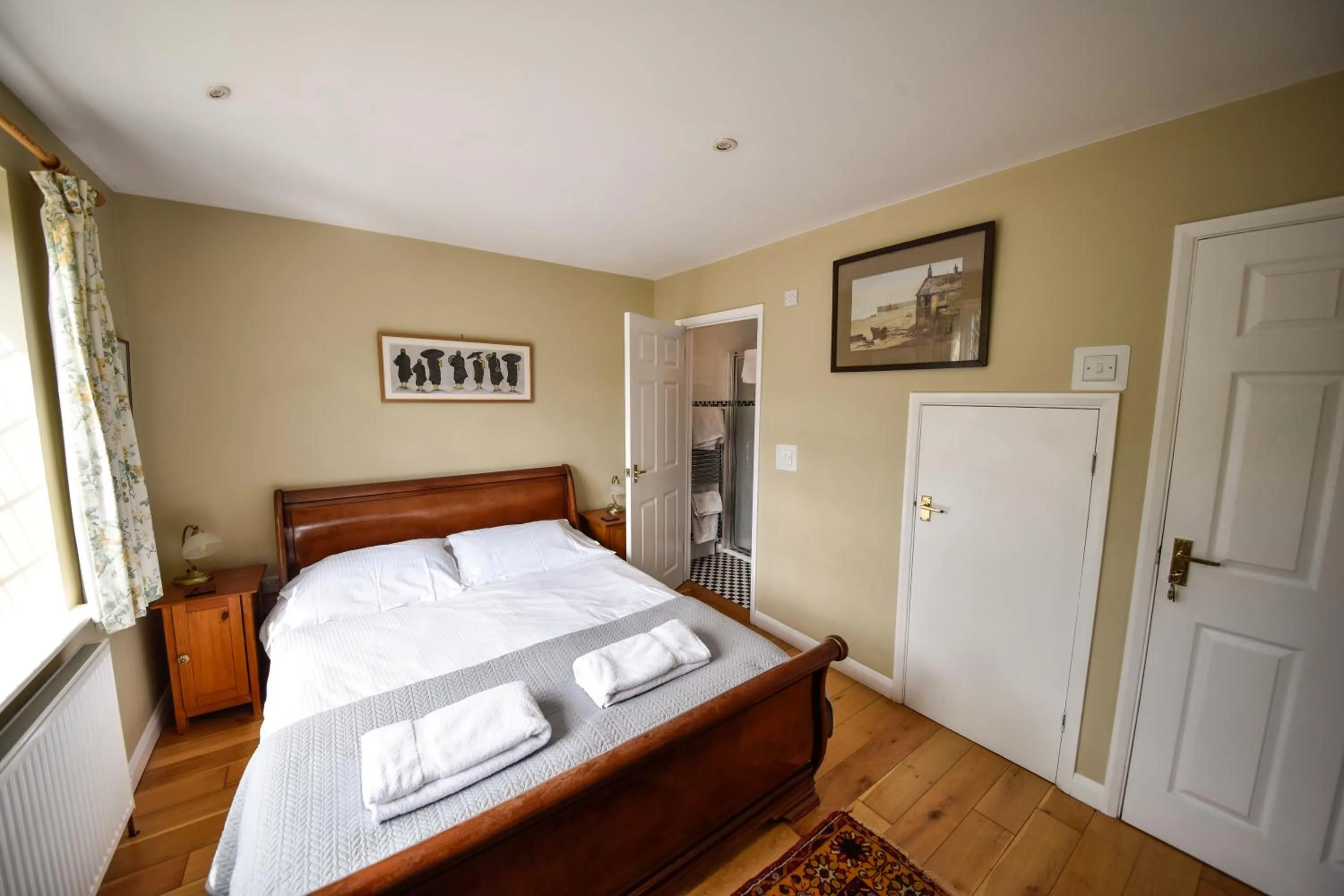 Bedroom, Bed in Ward Avenue B&B