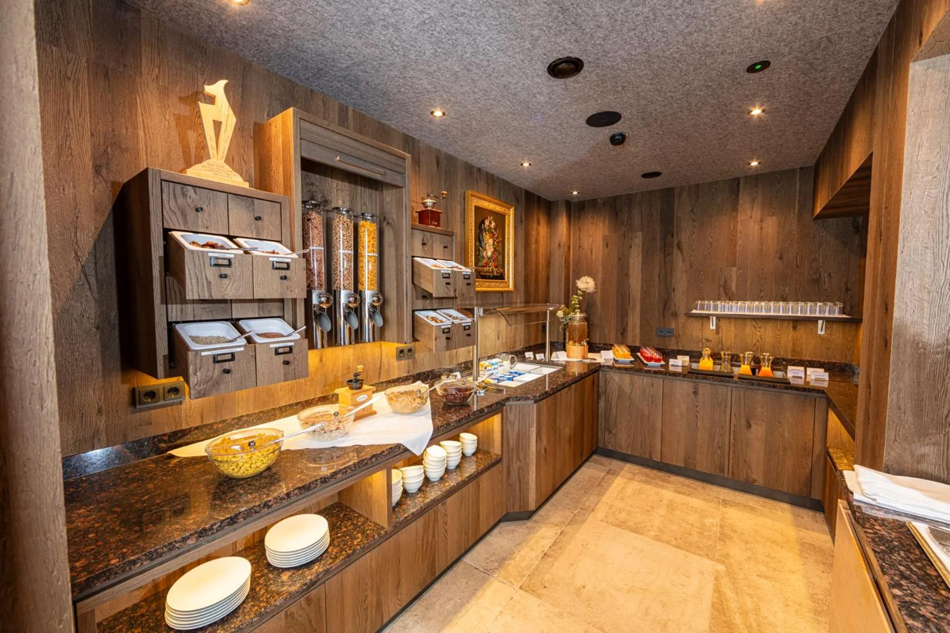 Buffet breakfast in Aktivhotel Schweizerhof Kitzbühel