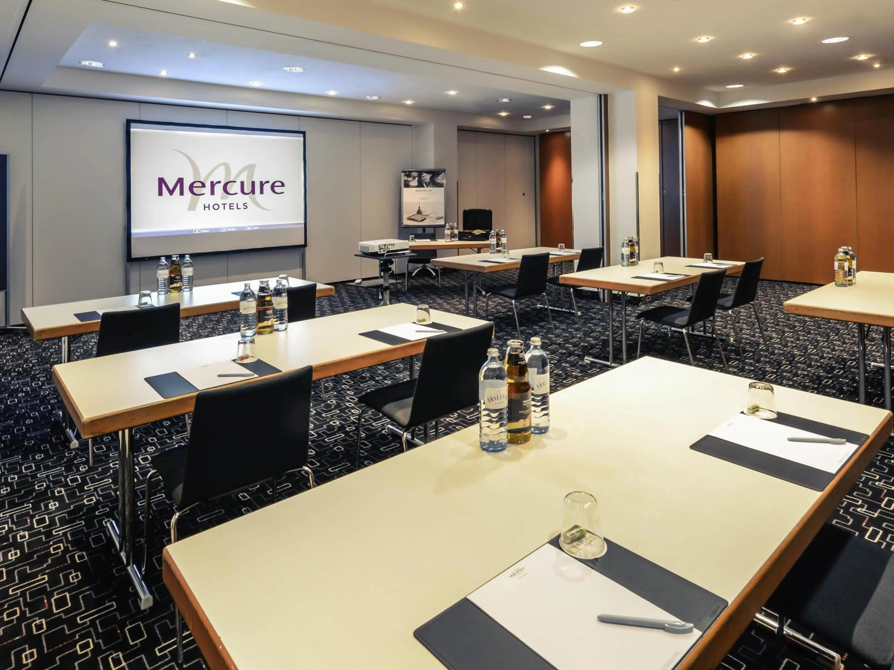 Meeting/conference room in Hotel Mercure Wien Westbahnhof