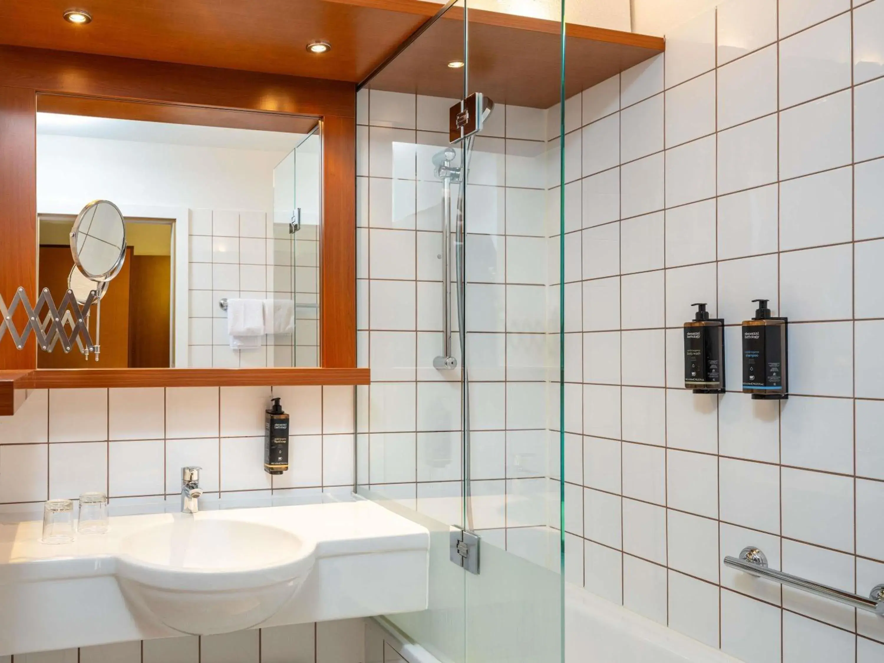 Superior Room in Hotel Mercure Wien Westbahnhof Superior Room in Hotel Mercure Wien Westbahnhof