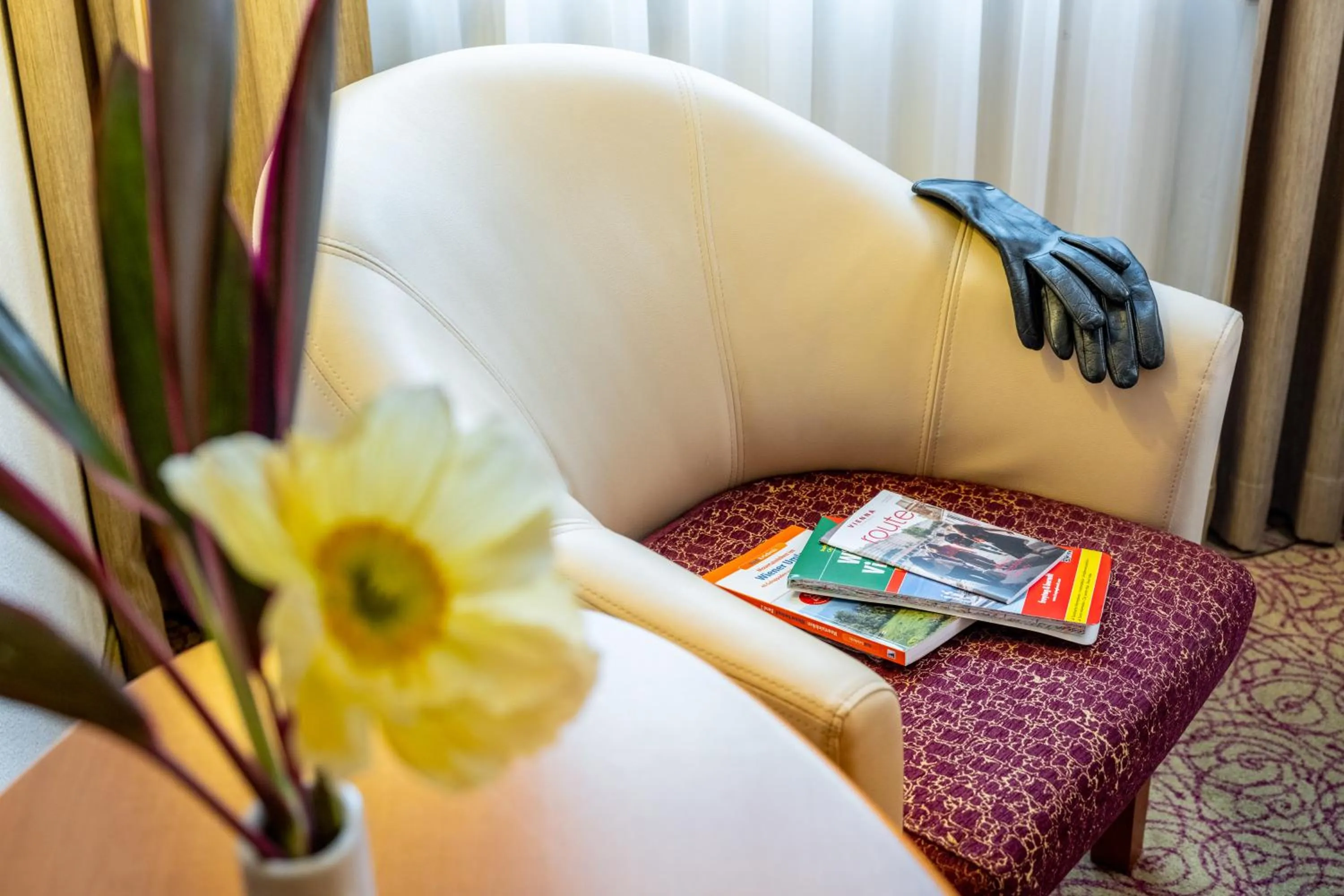 Seating area in Hotel Mercure Wien Westbahnhof
