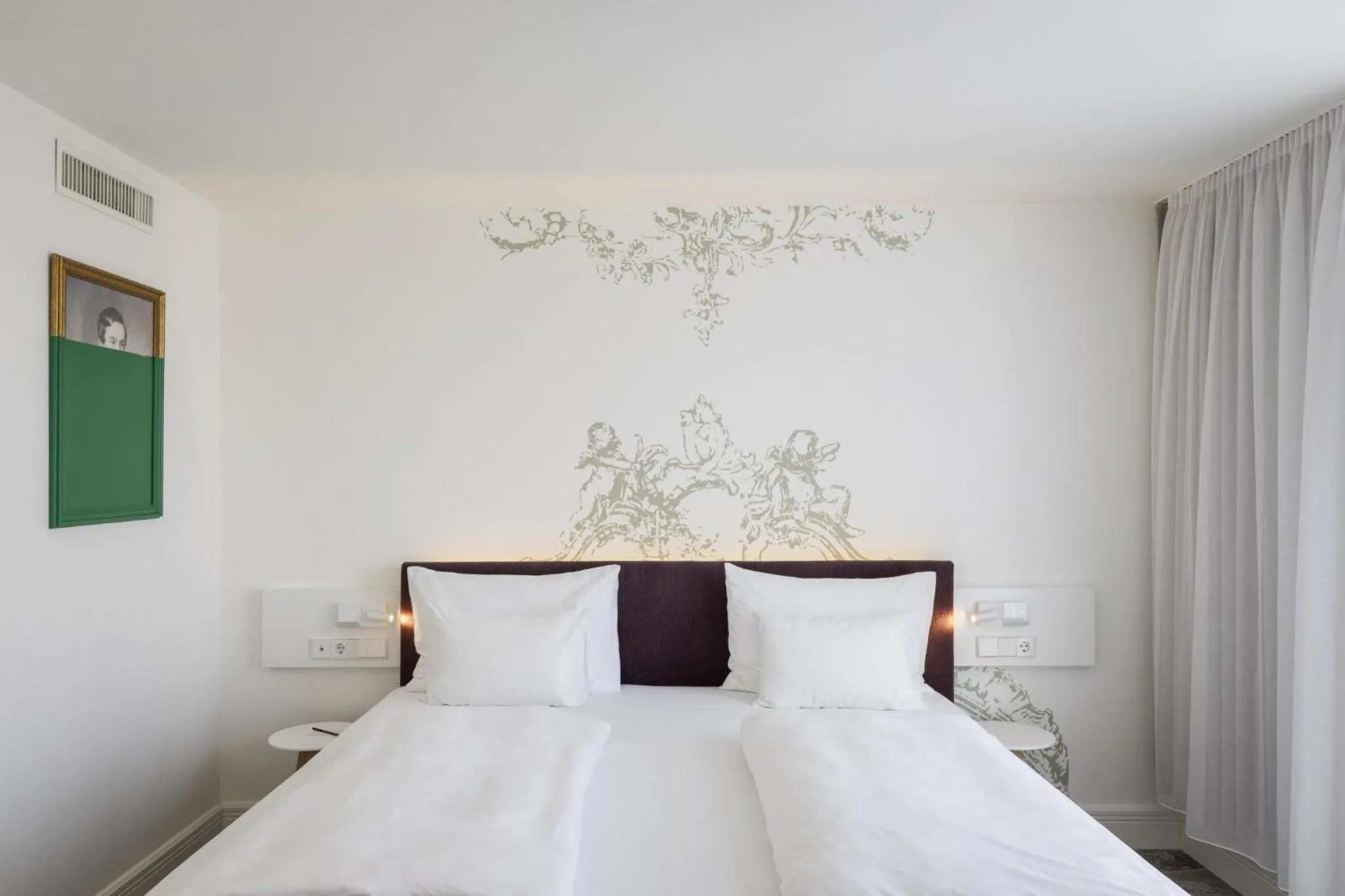 Bed in ARCOTEL Kaiserwasser Wien