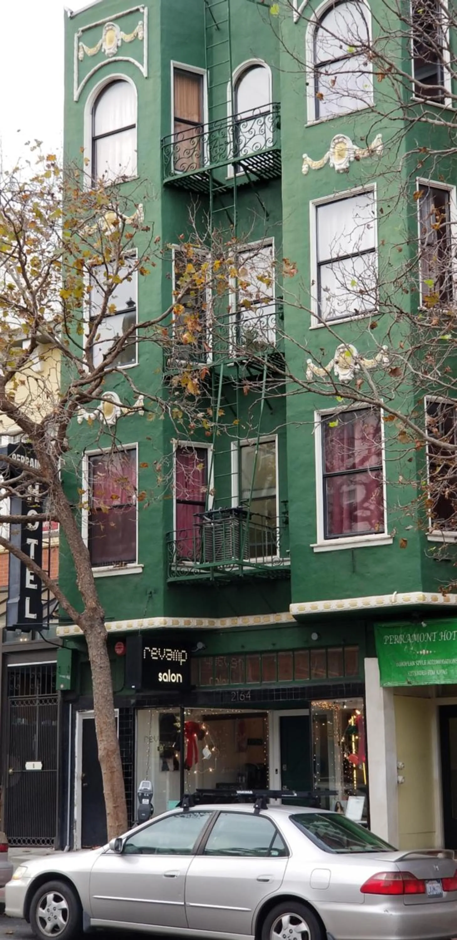 Property building in Perramont Hotel