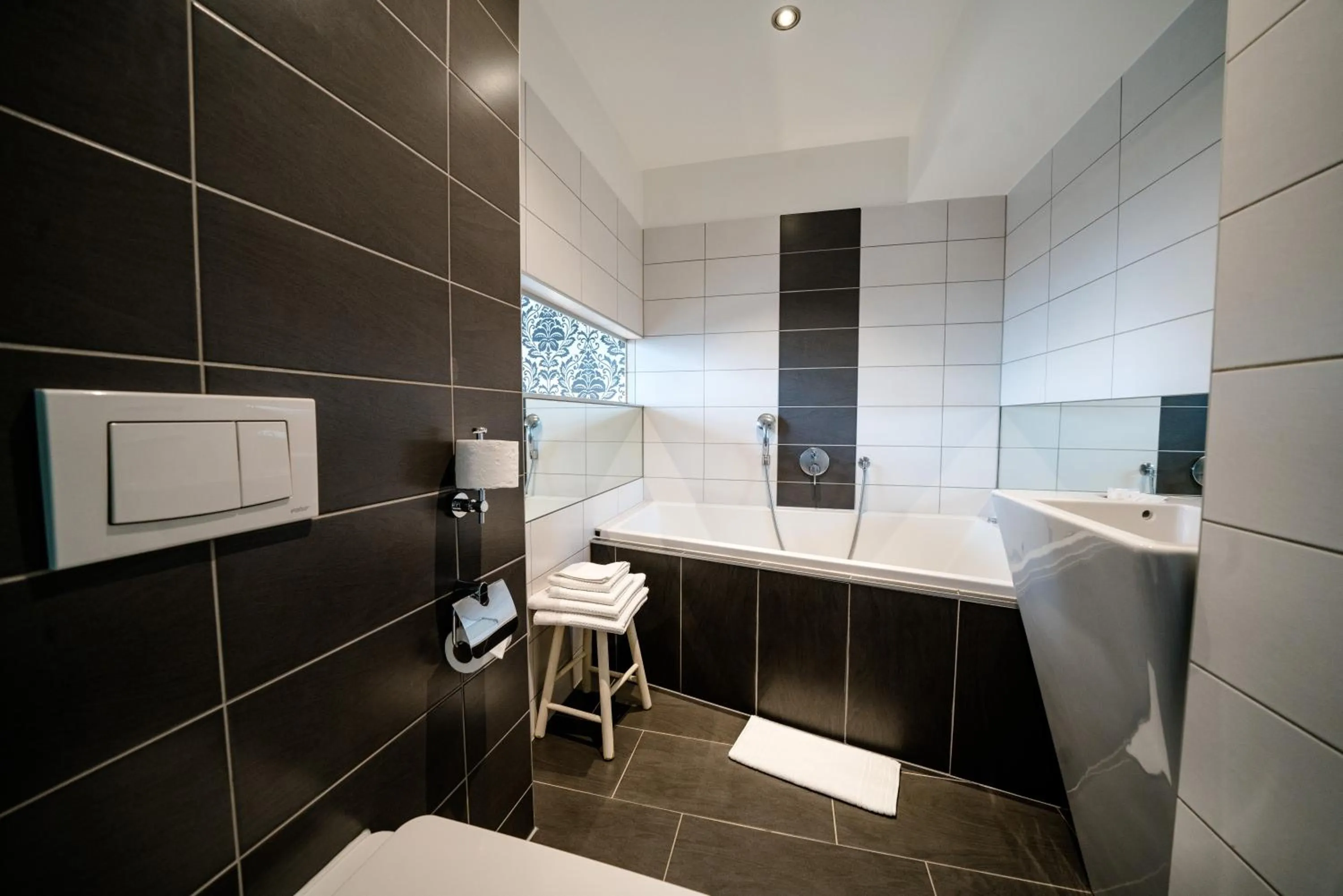 Bathroom in Hotel Goldene Spinne