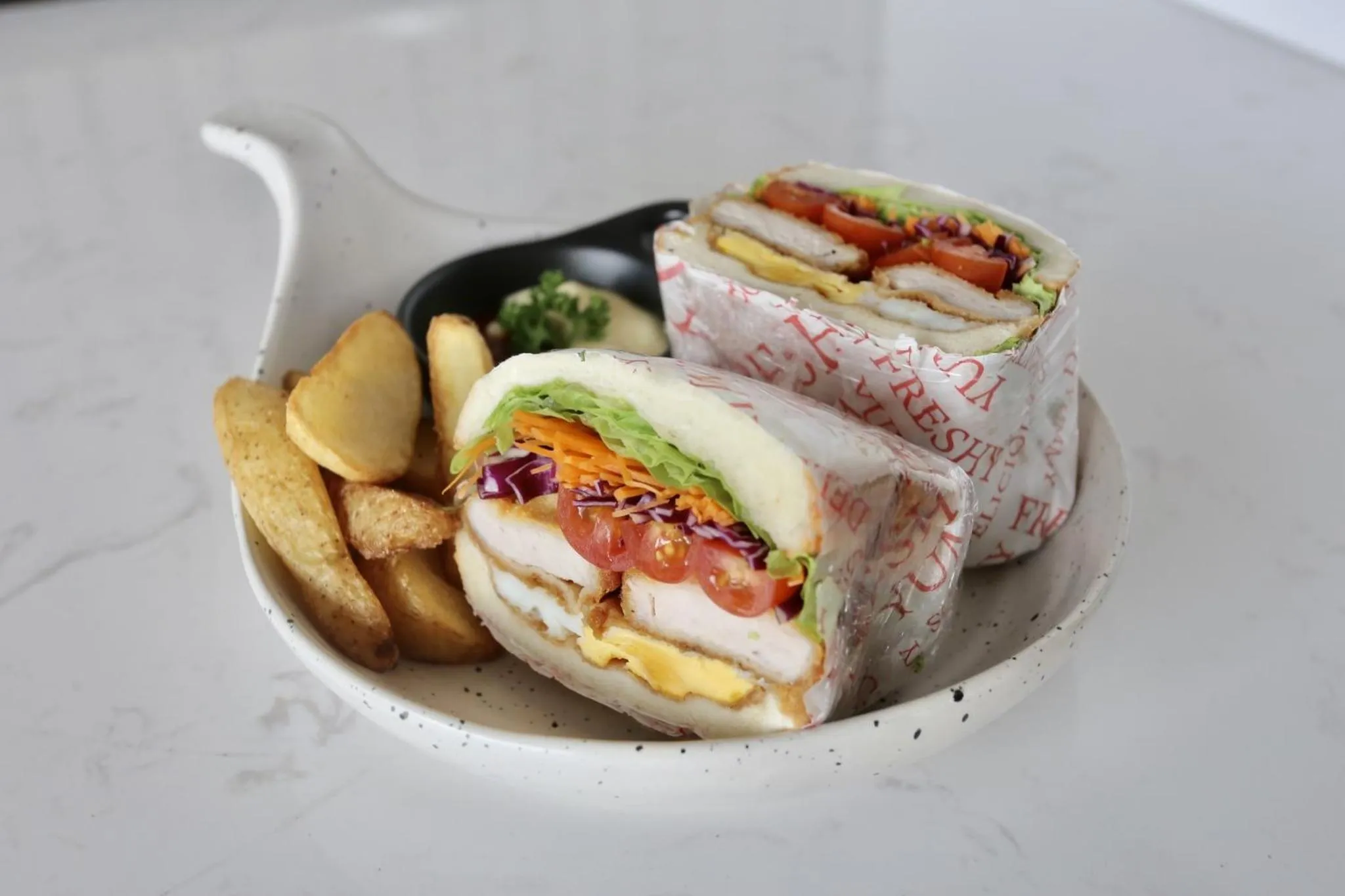 Food and drinks in M2 Hotel Waterside