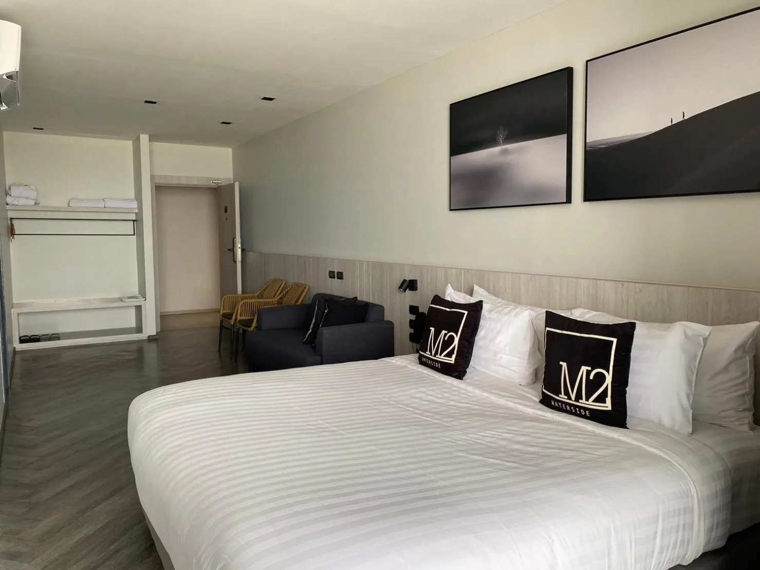 Photo of the whole room, Bed in M2 Hotel Waterside