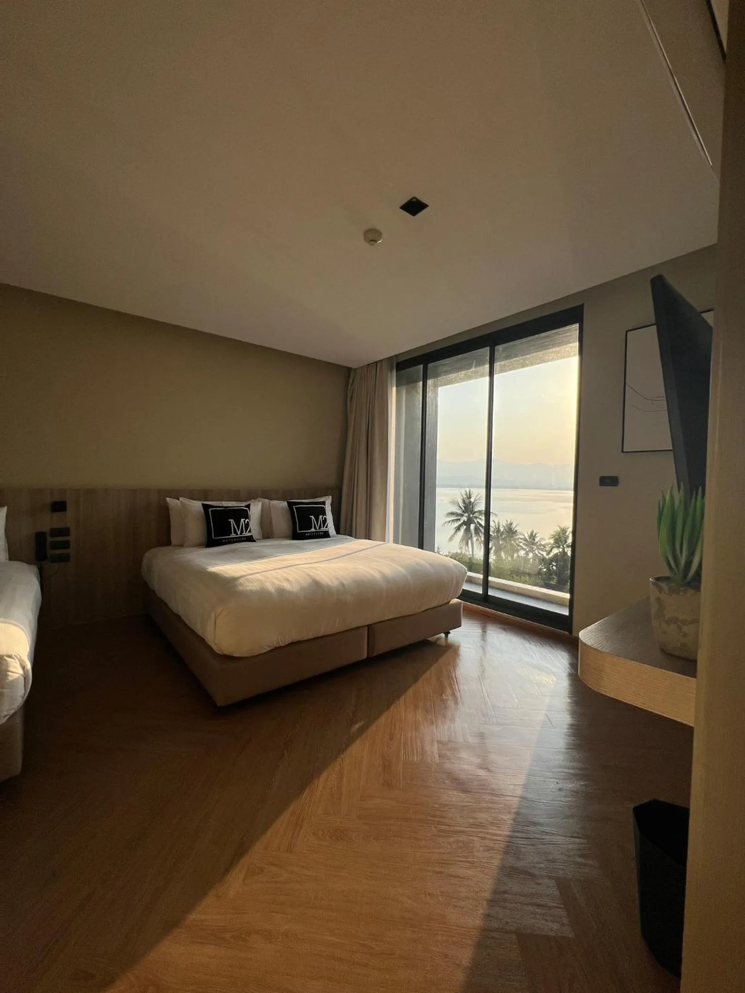 Bed in M2 Hotel Waterside