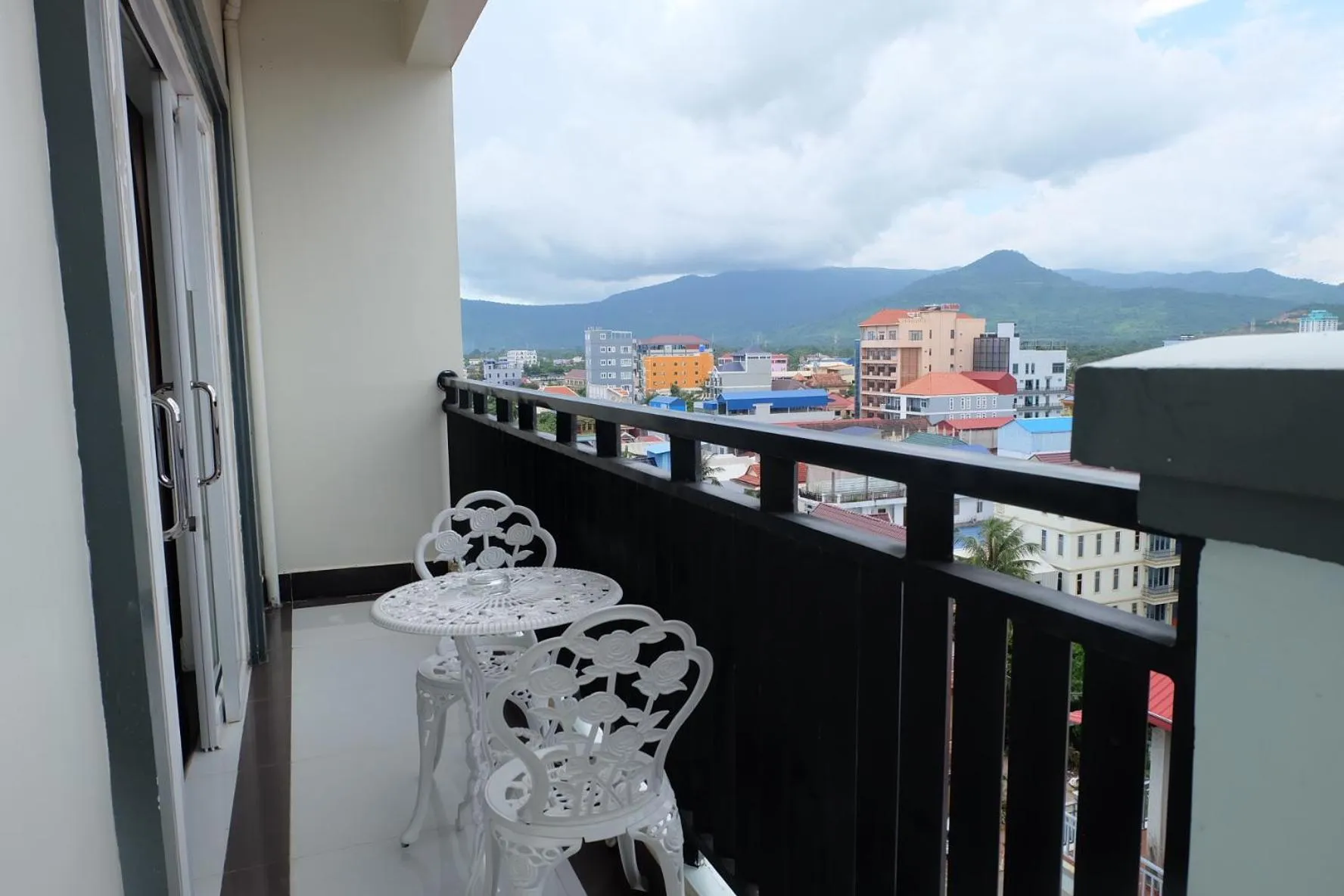 Twin Hotel Kampot