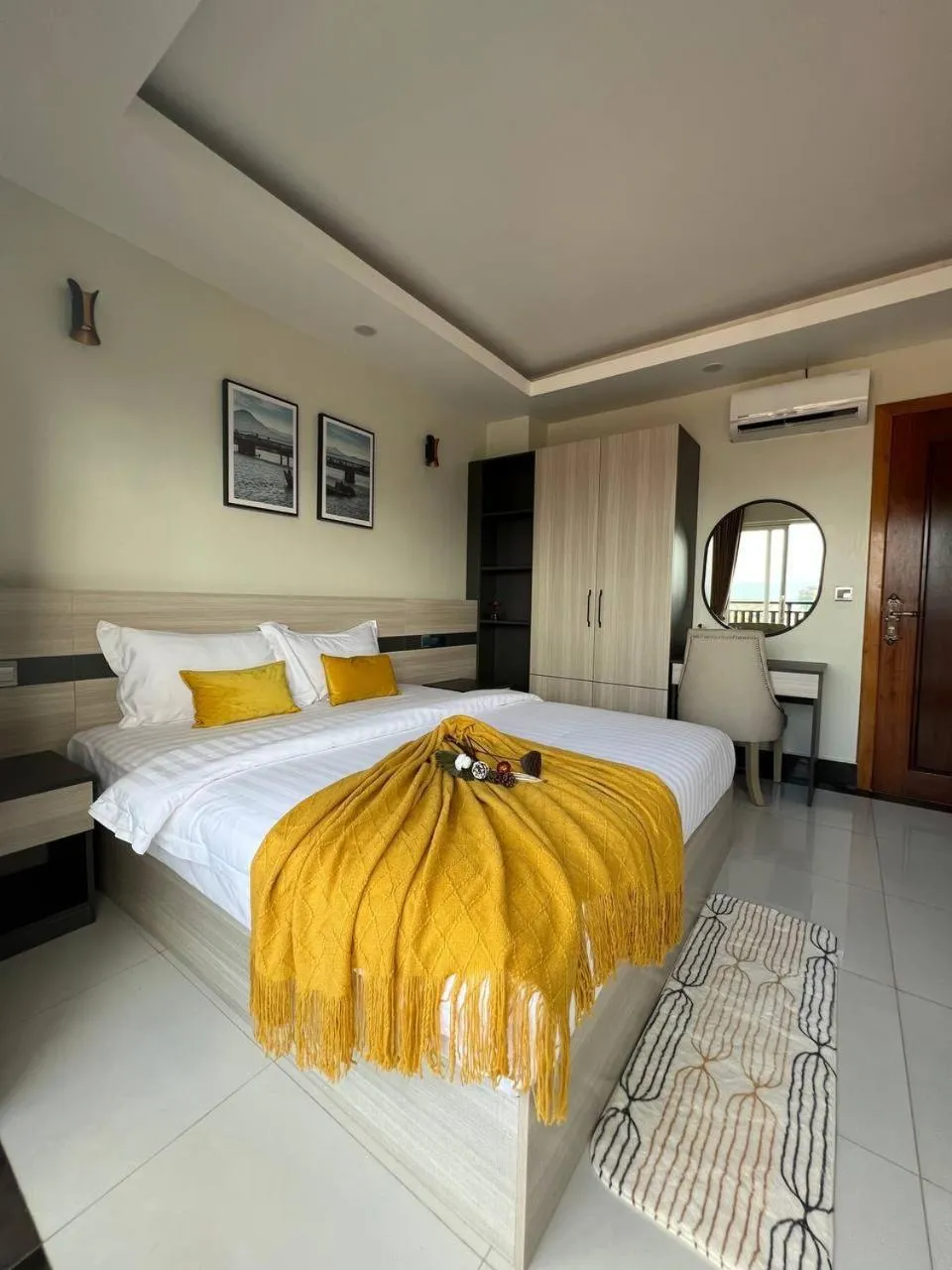 Bed in Twin Hotel Kampot