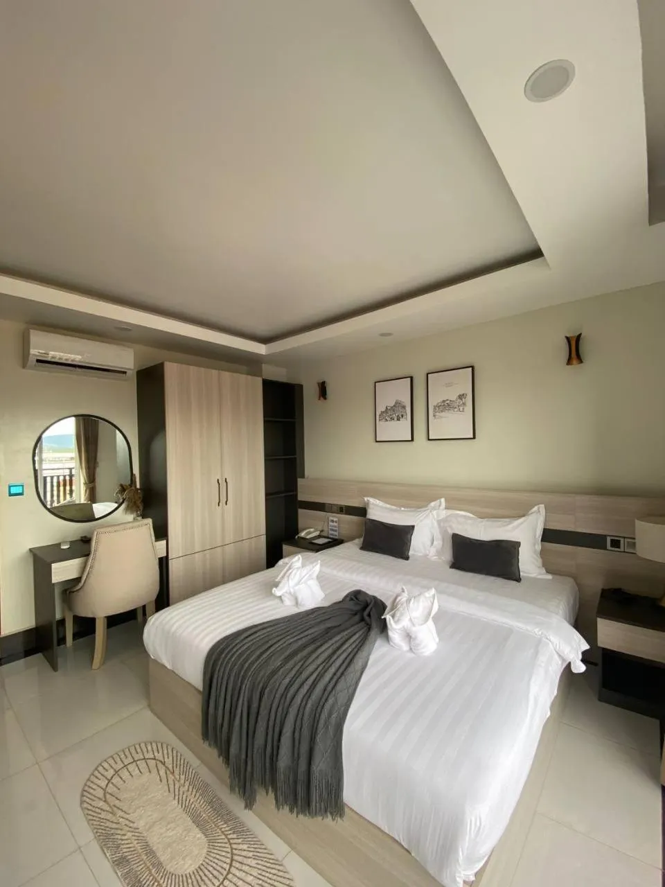 Bed in Twin Hotel Kampot