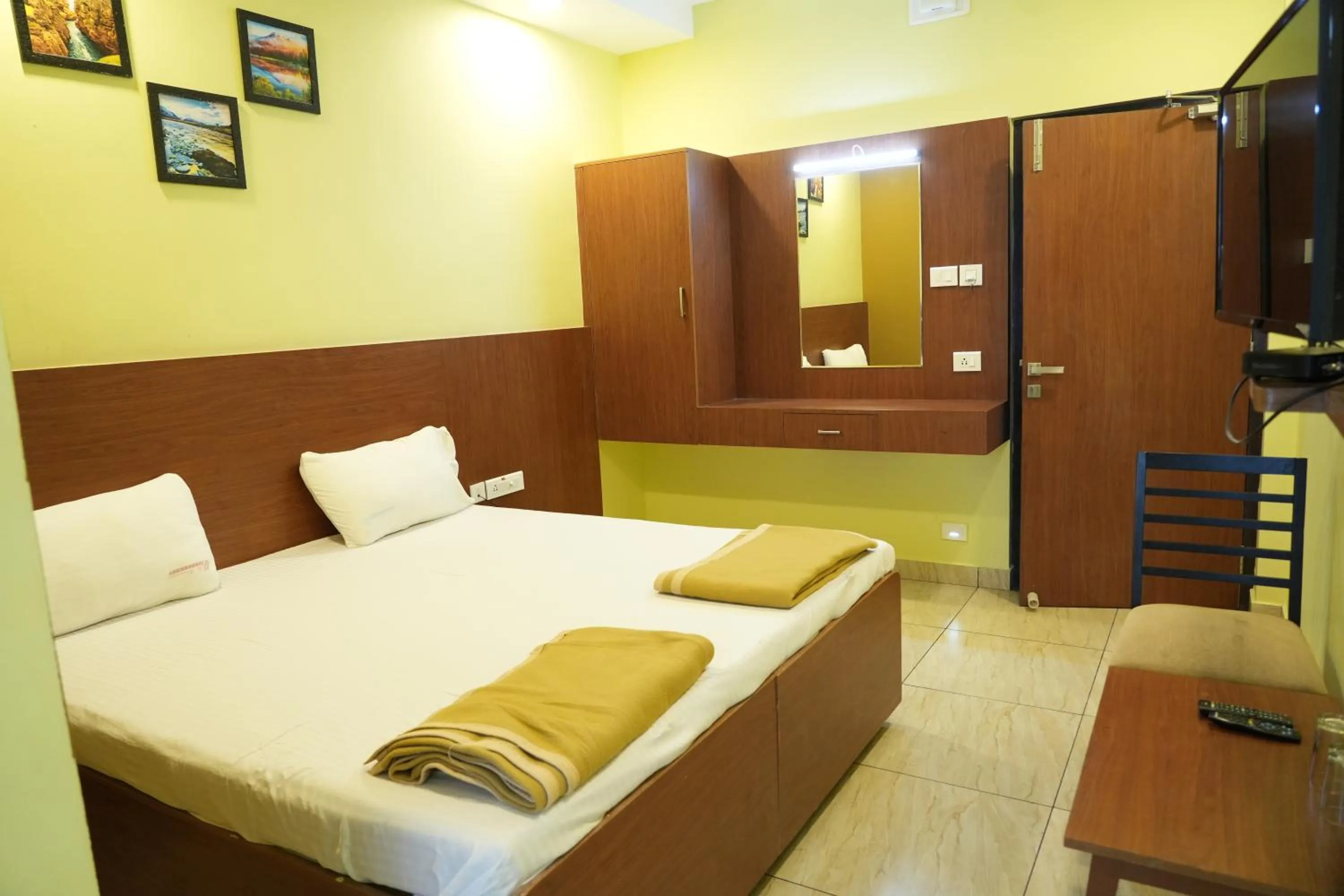 Bedroom, Bed in Sri Krishnan Residency