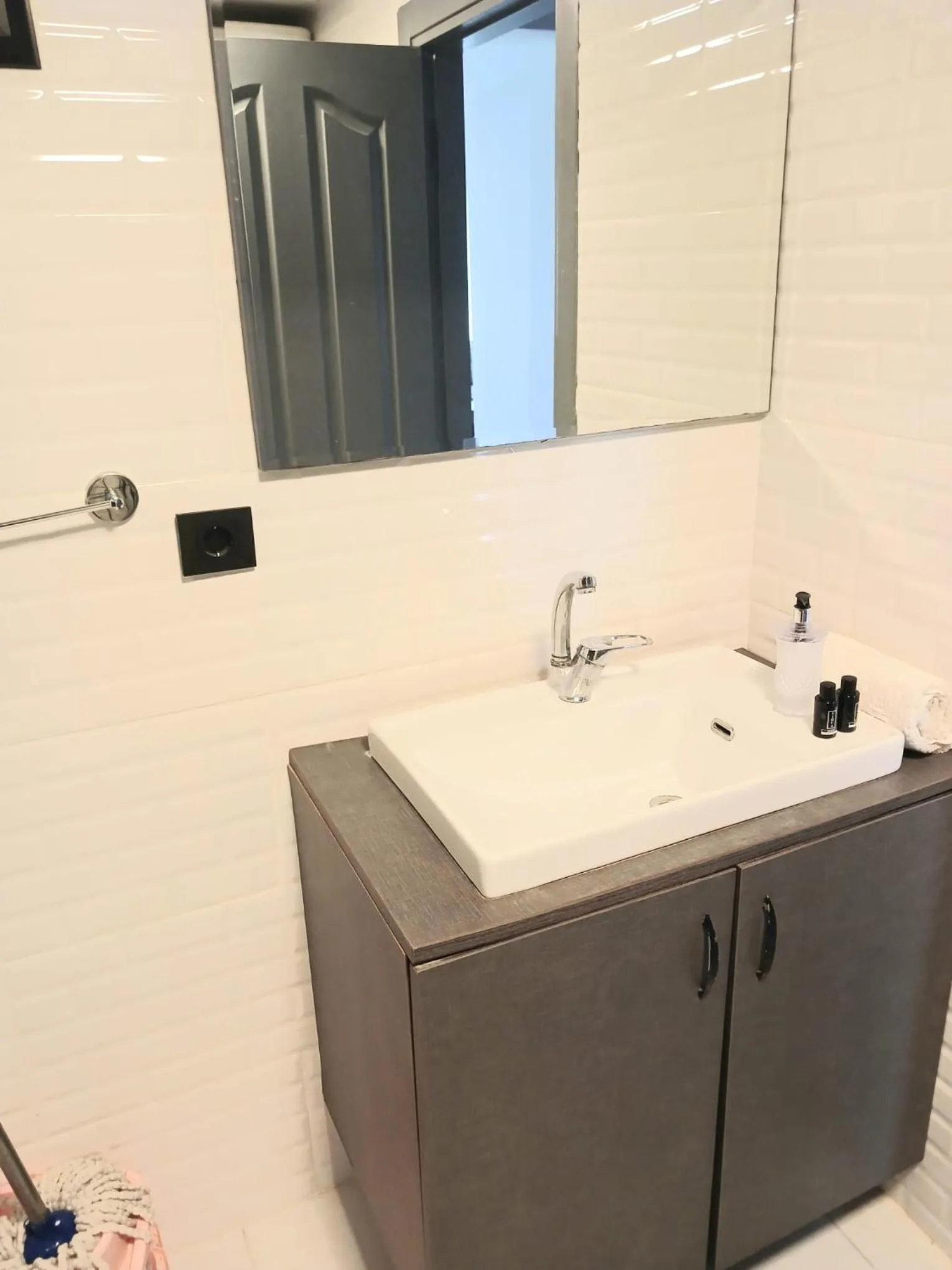 Bathroom in The U HOMES APART