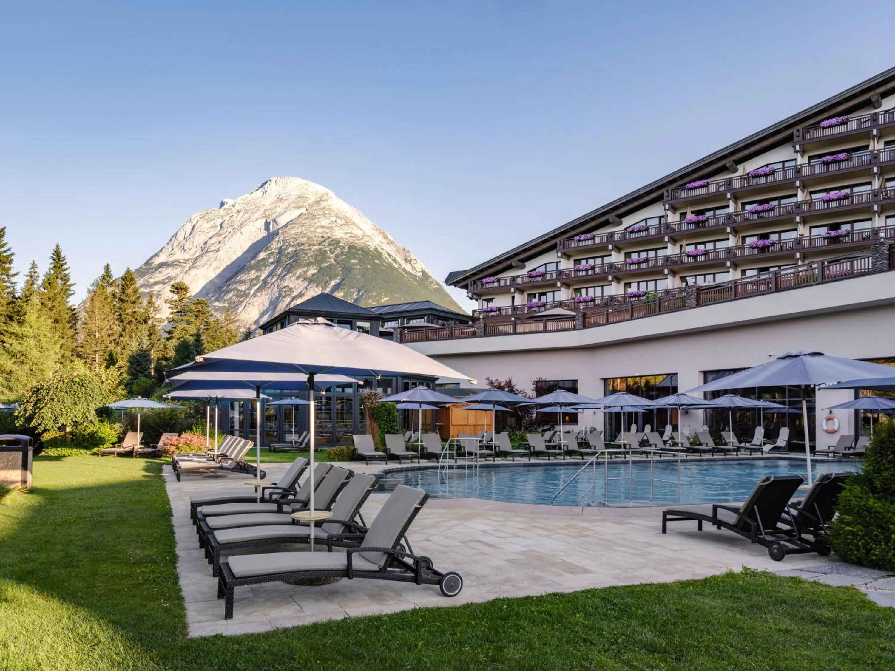 Garden in Interalpen-Hotel Tyrol