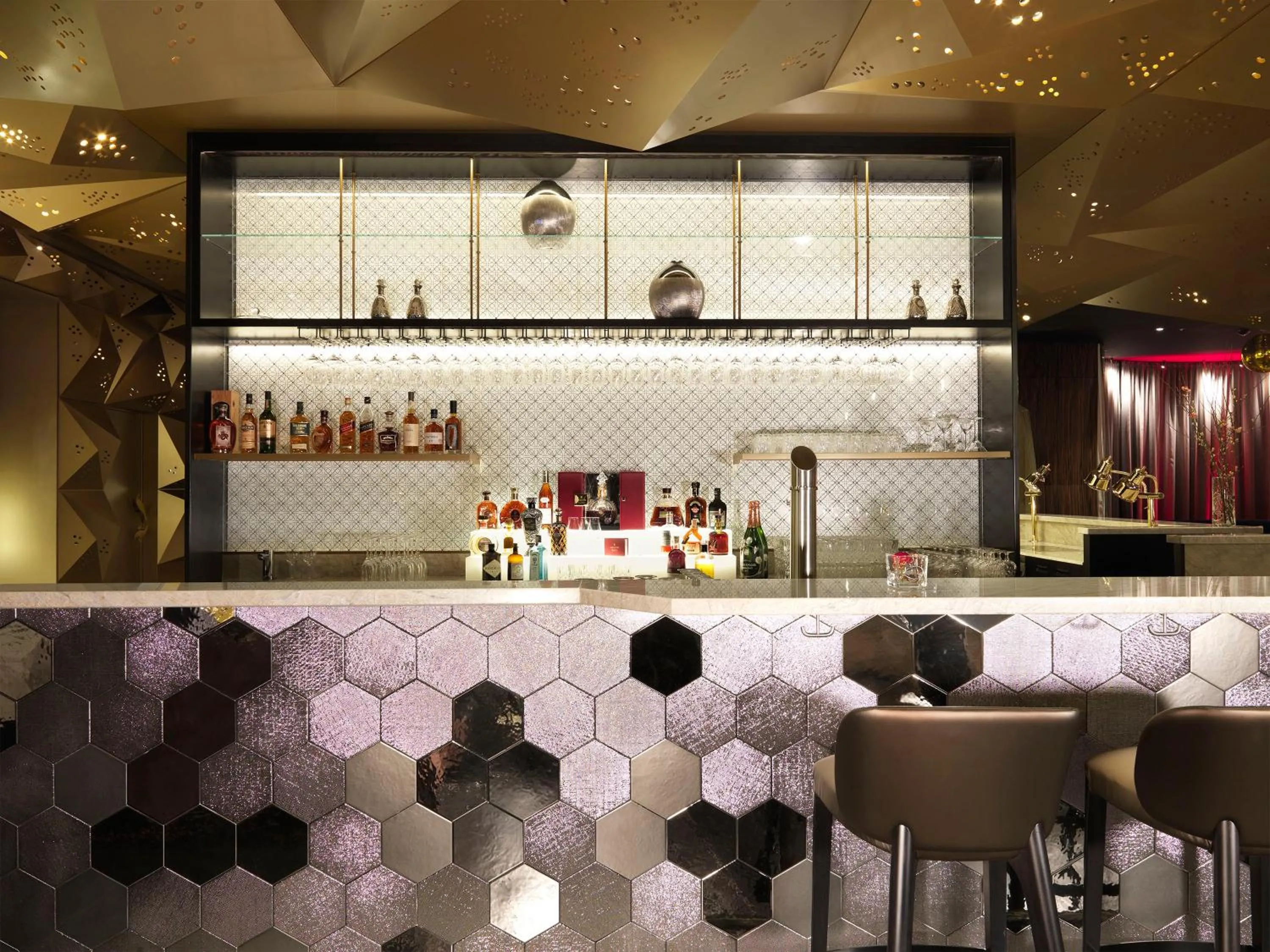 Lounge or bar in Interalpen-Hotel Tyrol