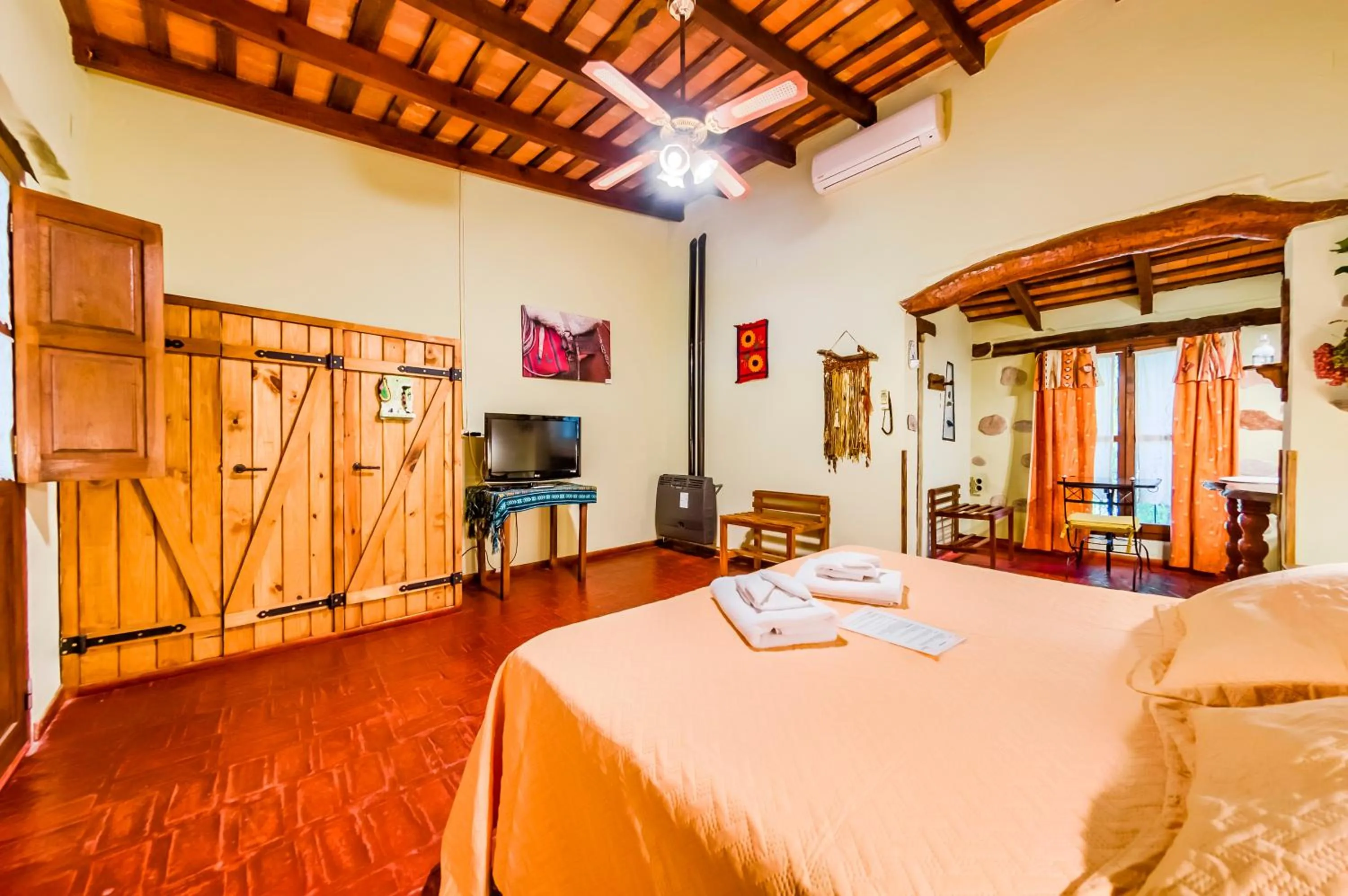 Photo of the whole room, Bed in Posada El Pucara